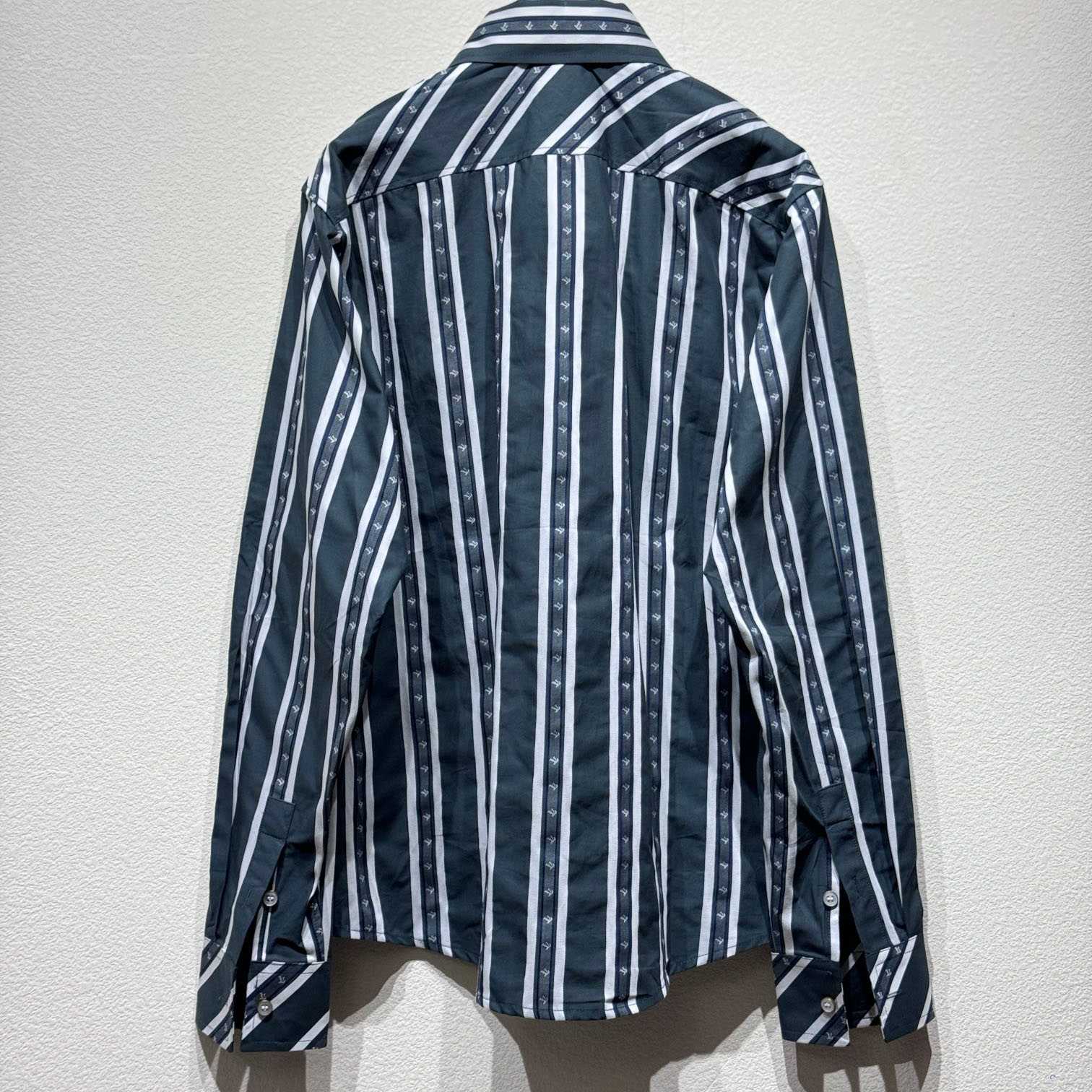 Louis Vuitton Long-Sleeved Silk Shirt   1AGJNS - DopestKickz