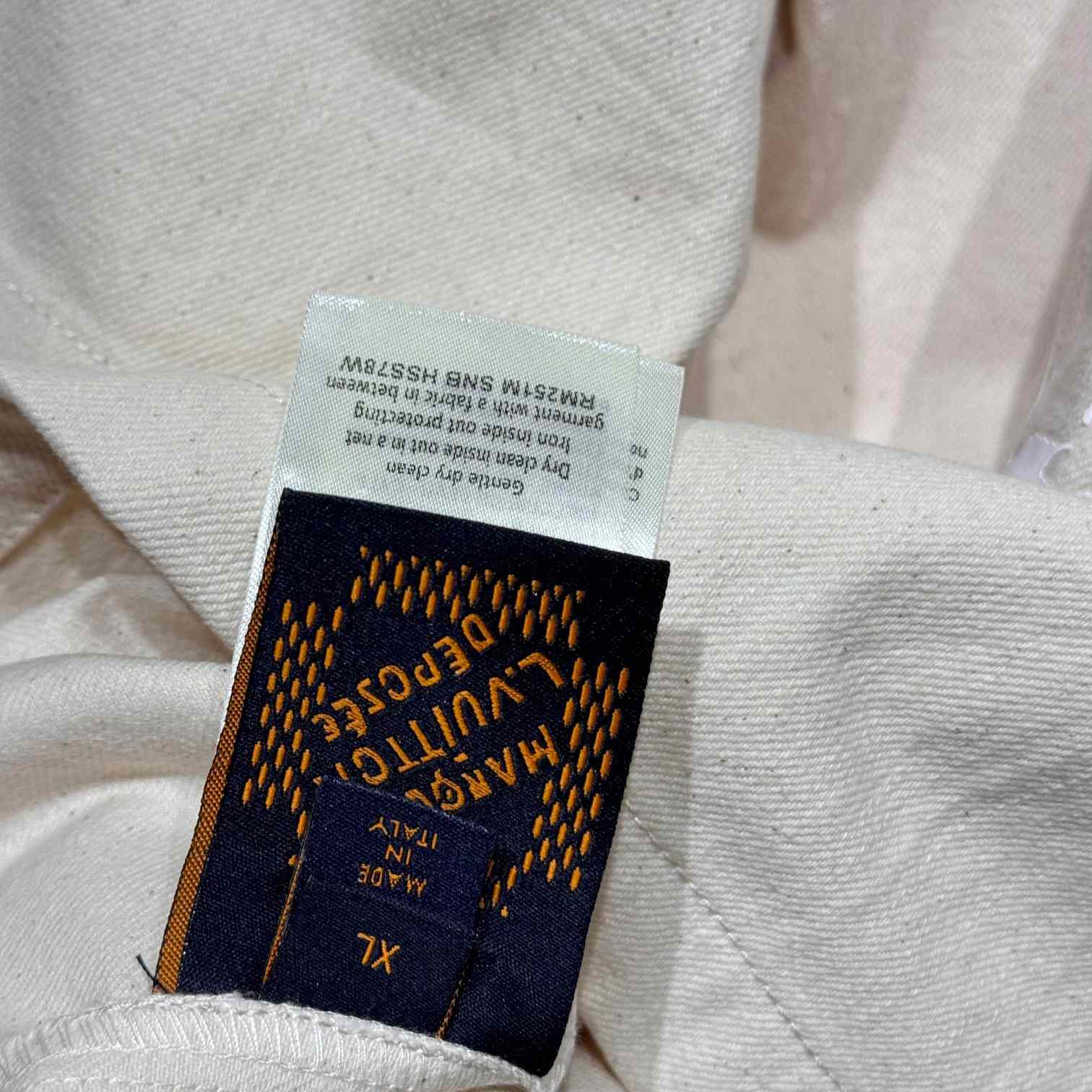 Louis Vuitton Silk-Blend Short-Sleeved Shirt   1AHCHZ - DopestKickz