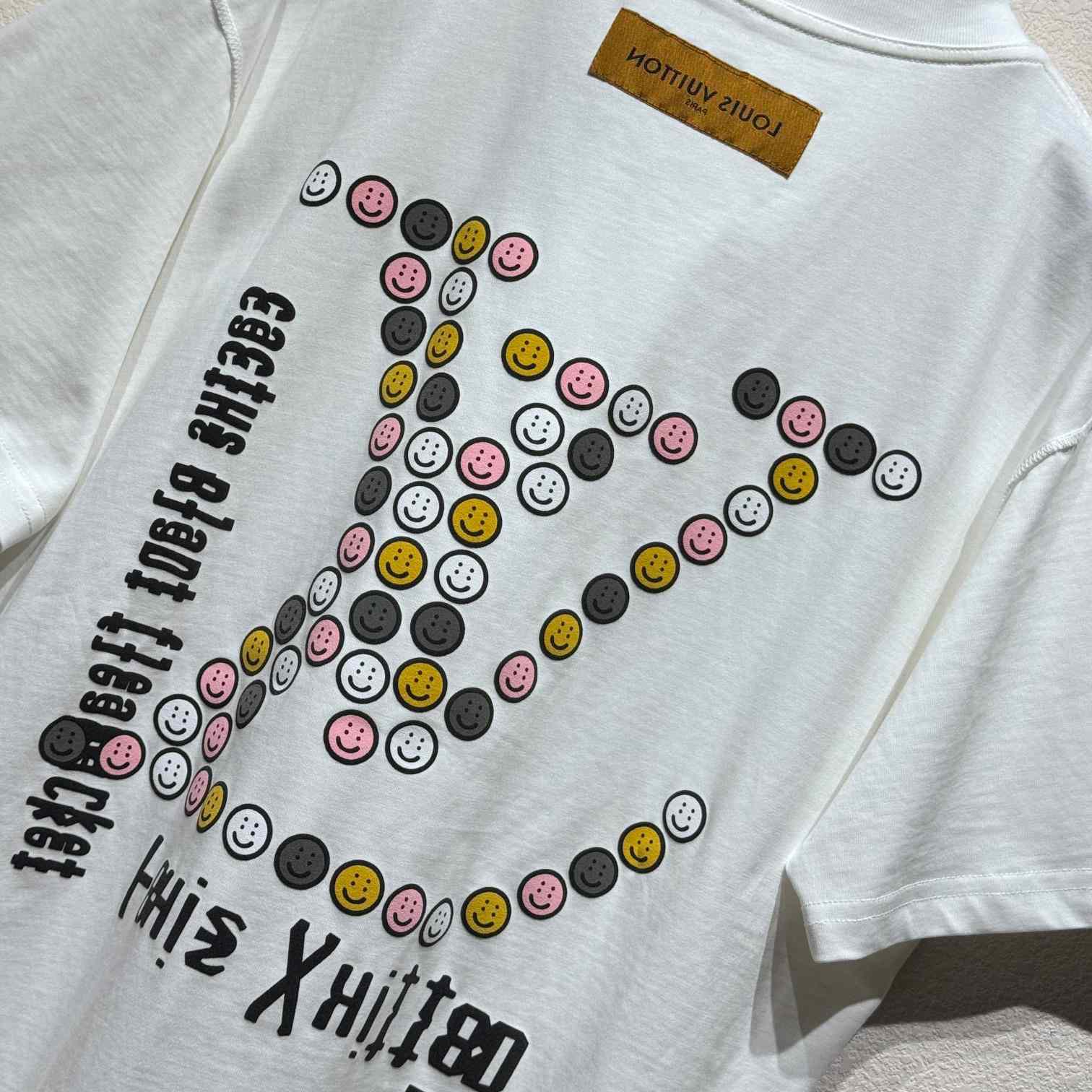 Louis Vuitton Short-Sleeved T-Shirt   - DopestKickz