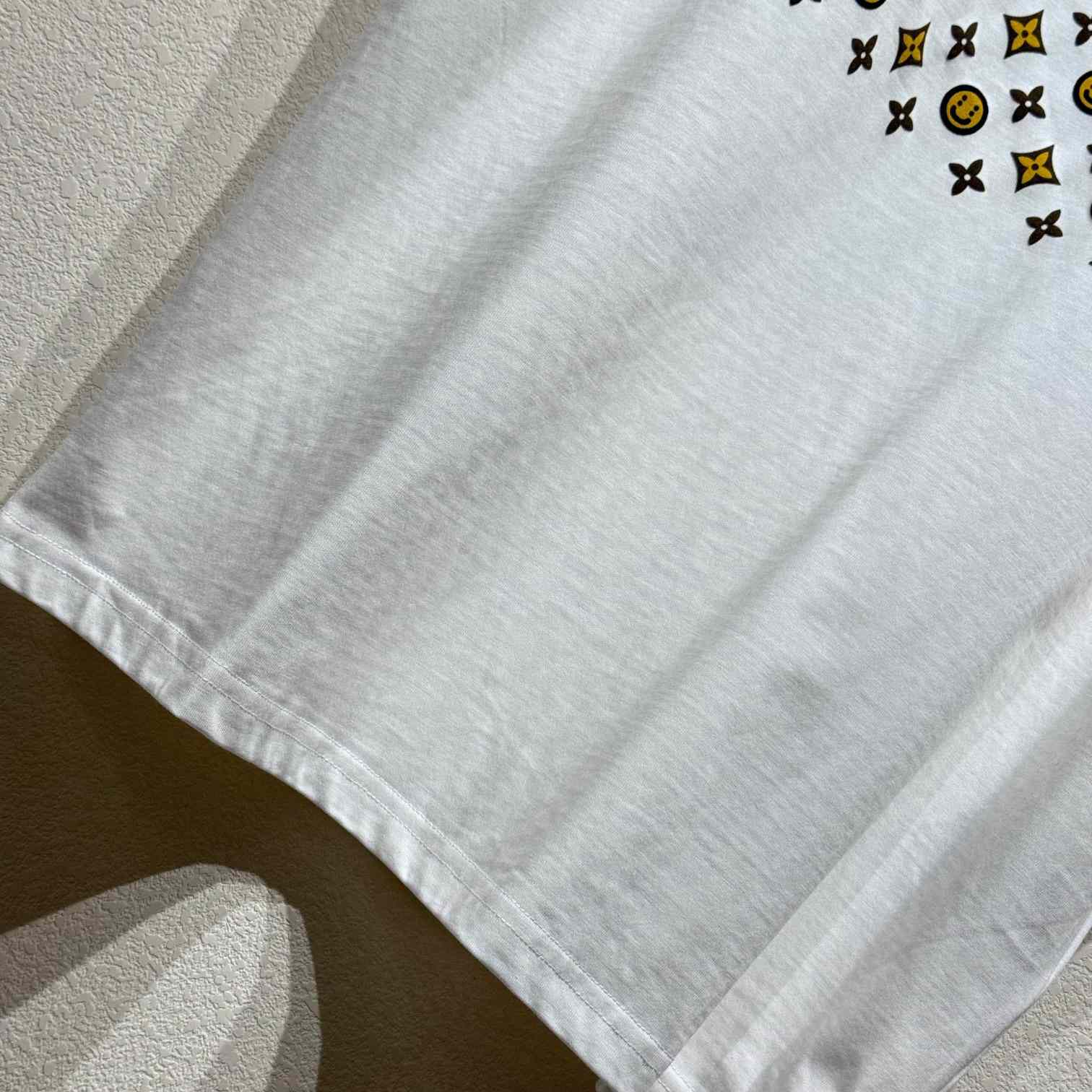Louis Vuitton Short-Sleeved T-Shirt   - DopestKickz