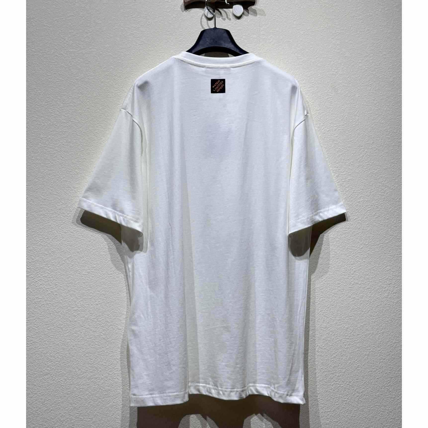 Louis Vuitton LV Vers Embellished Short-Sleeved T-Shirt  1AFR96 - DopestKickz