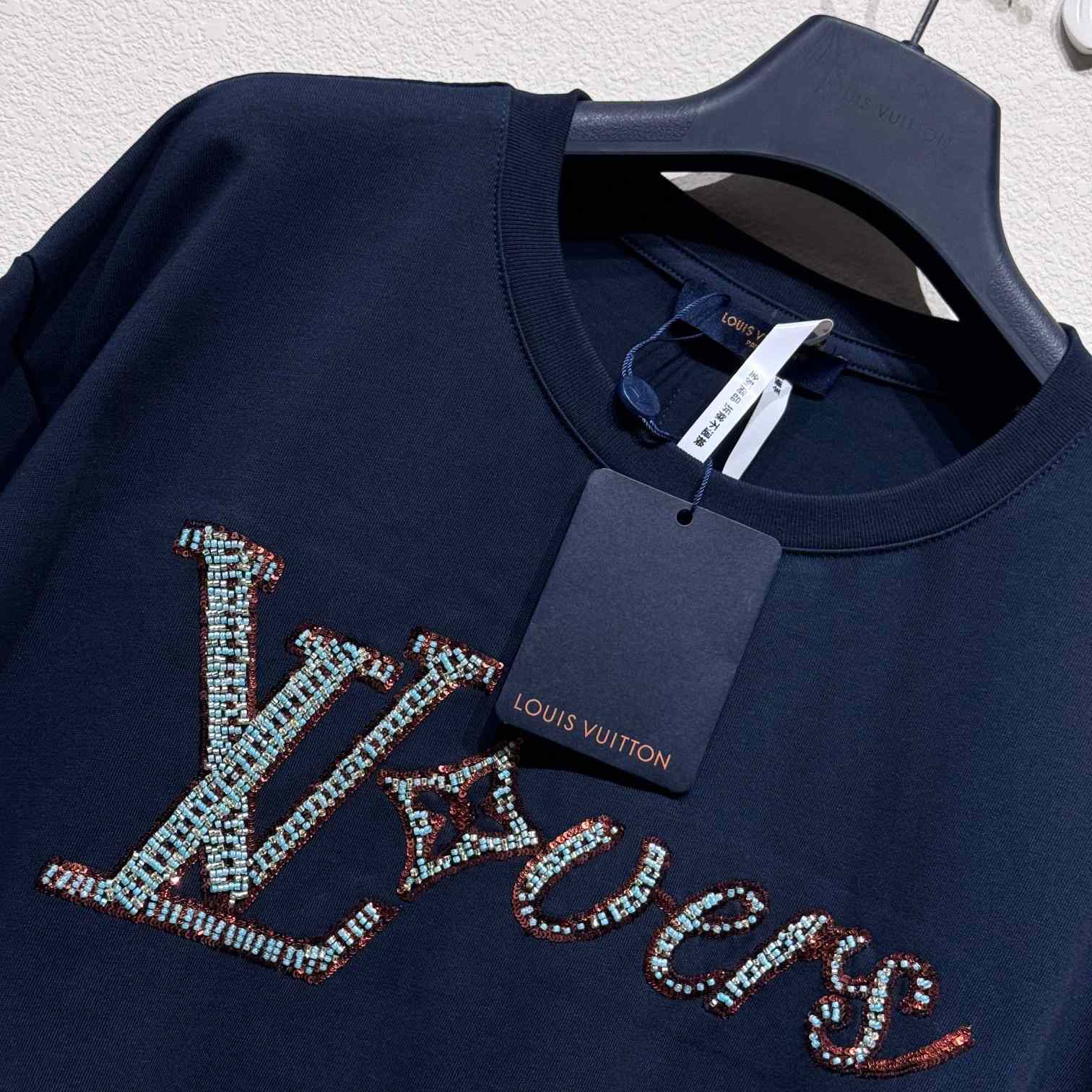 Louis Vuitton LV Vers Embellished Short-Sleeved T-Shirt  1AGHXO - DopestKickz