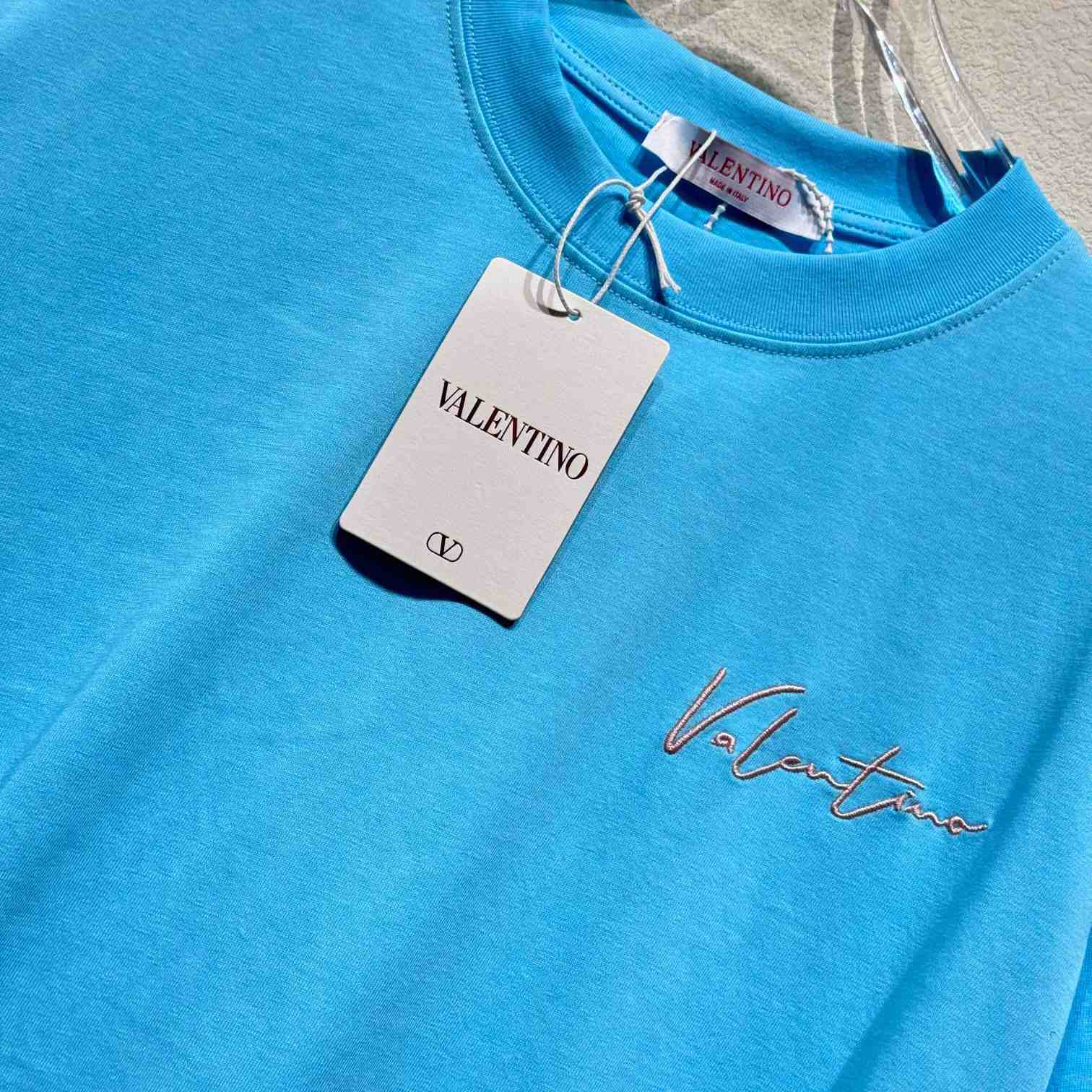  Valenti Garavani VLogo Signature T-shirt - DopestKickz
