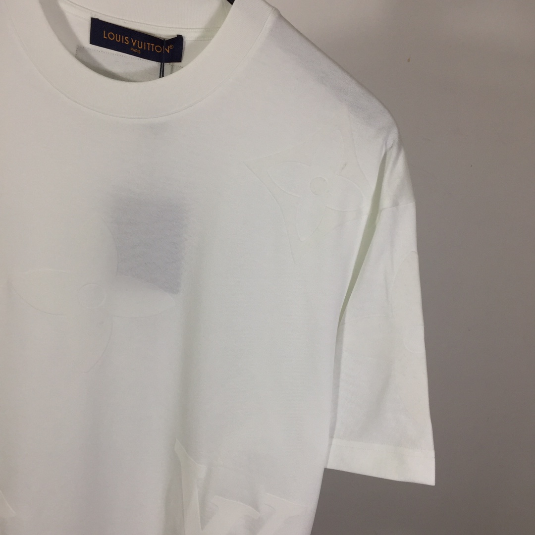 Louis Vuitton Monogram Short-Sleeved Cotton Crewneck - DopestKickz