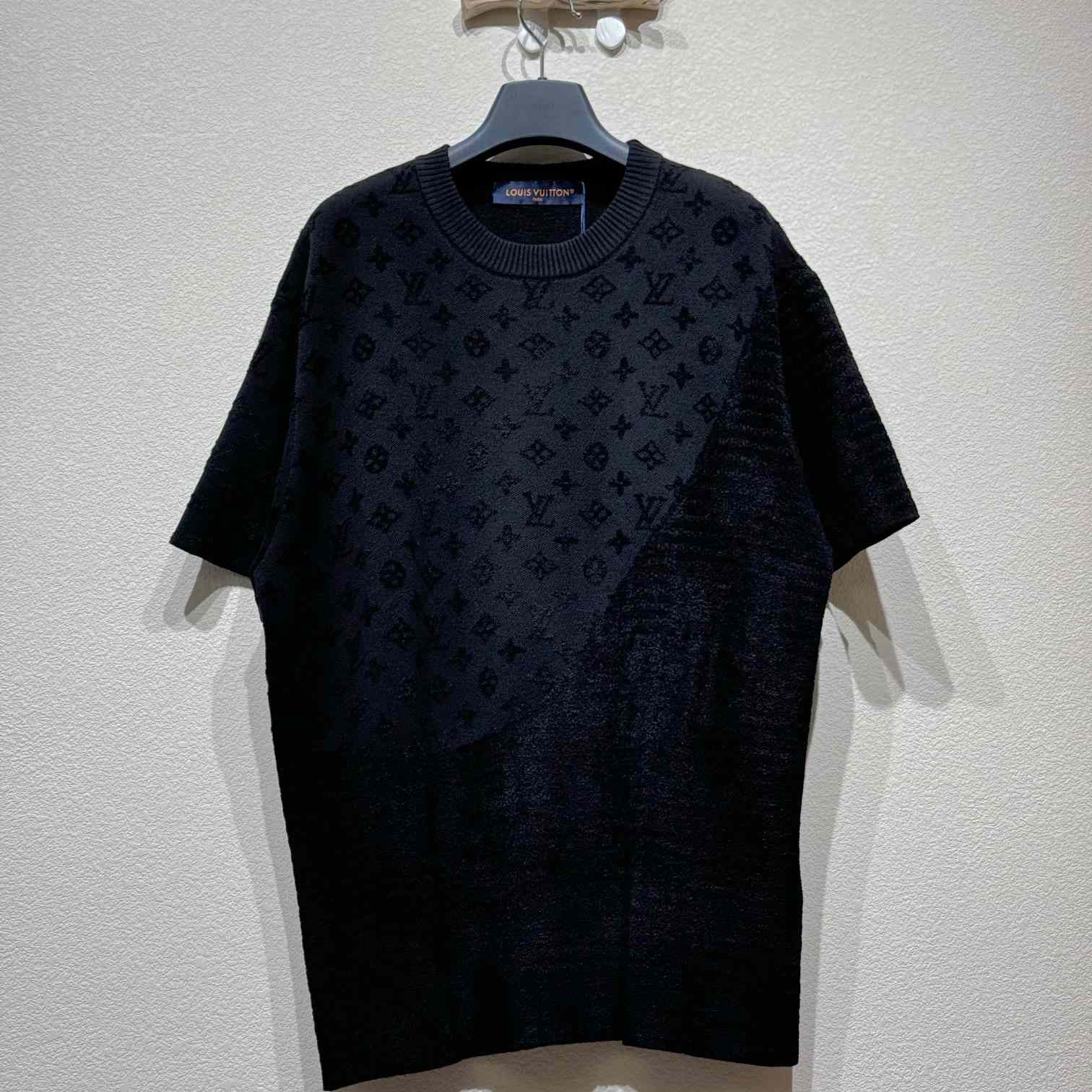 Louis Vuitton Graphic Jacquard Short-Sleeved Crewneck   1AHCMV - DopestKickz