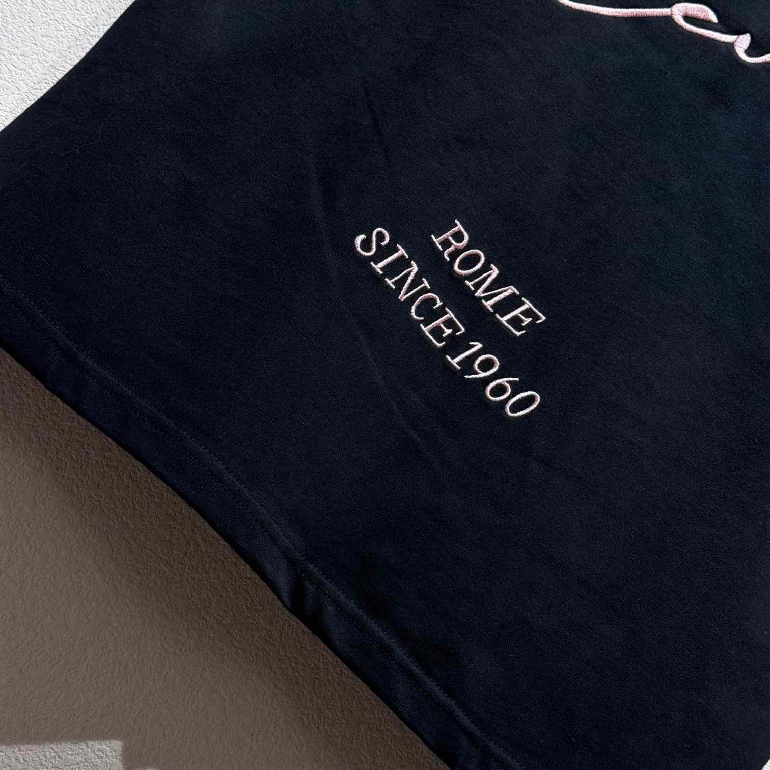  Valenti Garavani VLogo Signature T-shirt - DopestKickz
