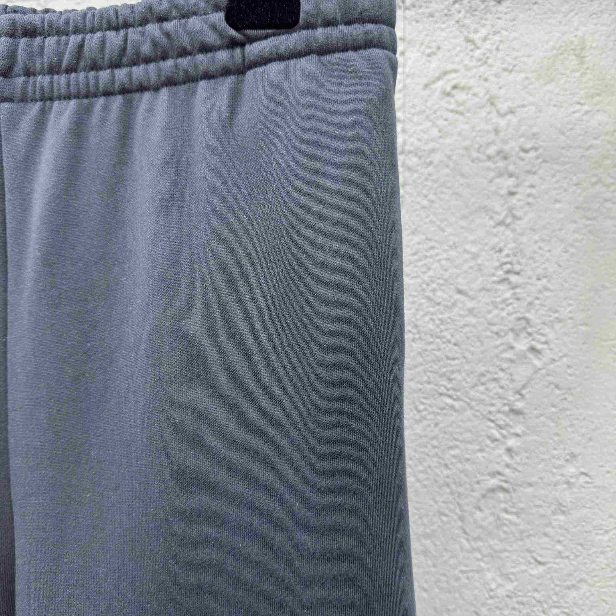 Balenciaga Under Armour® Baggy Sweatpants - DopestKickz