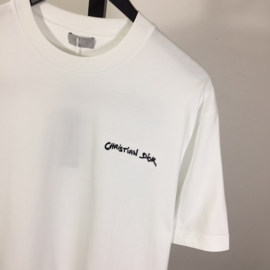 Dior Embossed Logo T-Shirt - DopestKickz