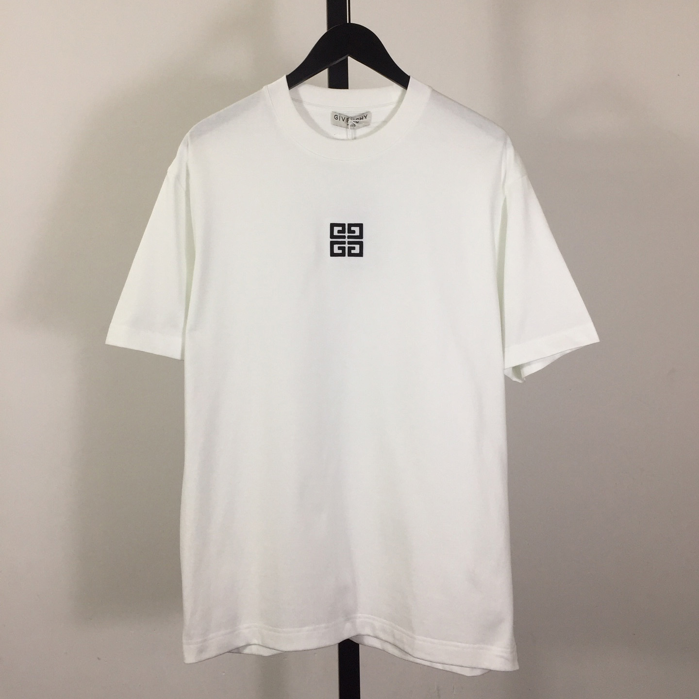 Givenchy 4G T-shirt In Cotton - DopestKickz
