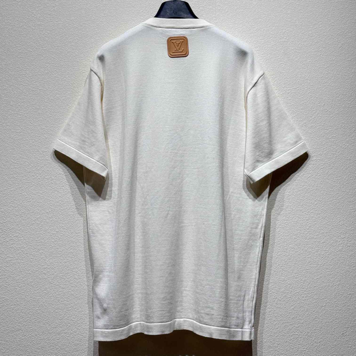 Louis Vuitton VVN Patch Short-Sleeved Cotton Crewneck   1AHCWG - DopestKickz
