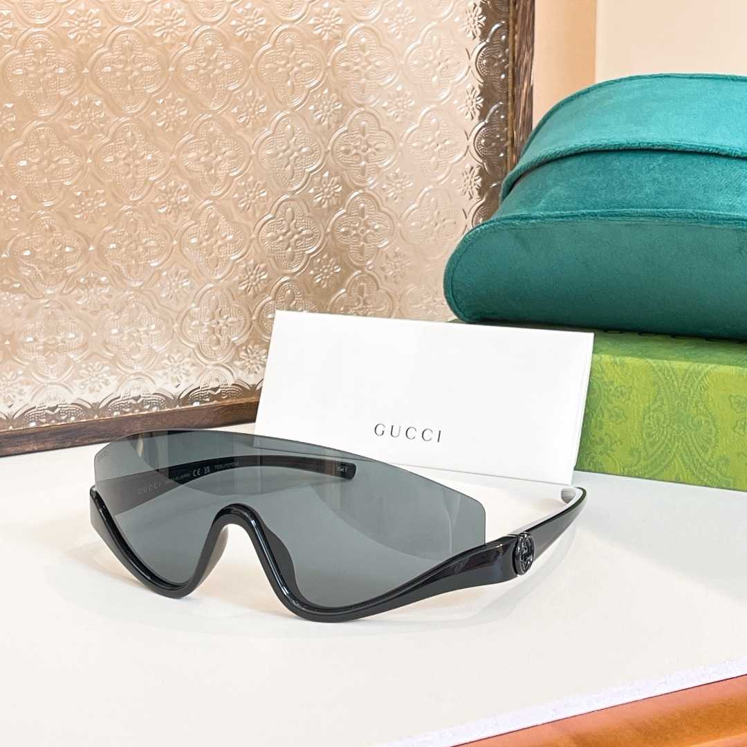 Gucci Sunglasses - DopestKickz