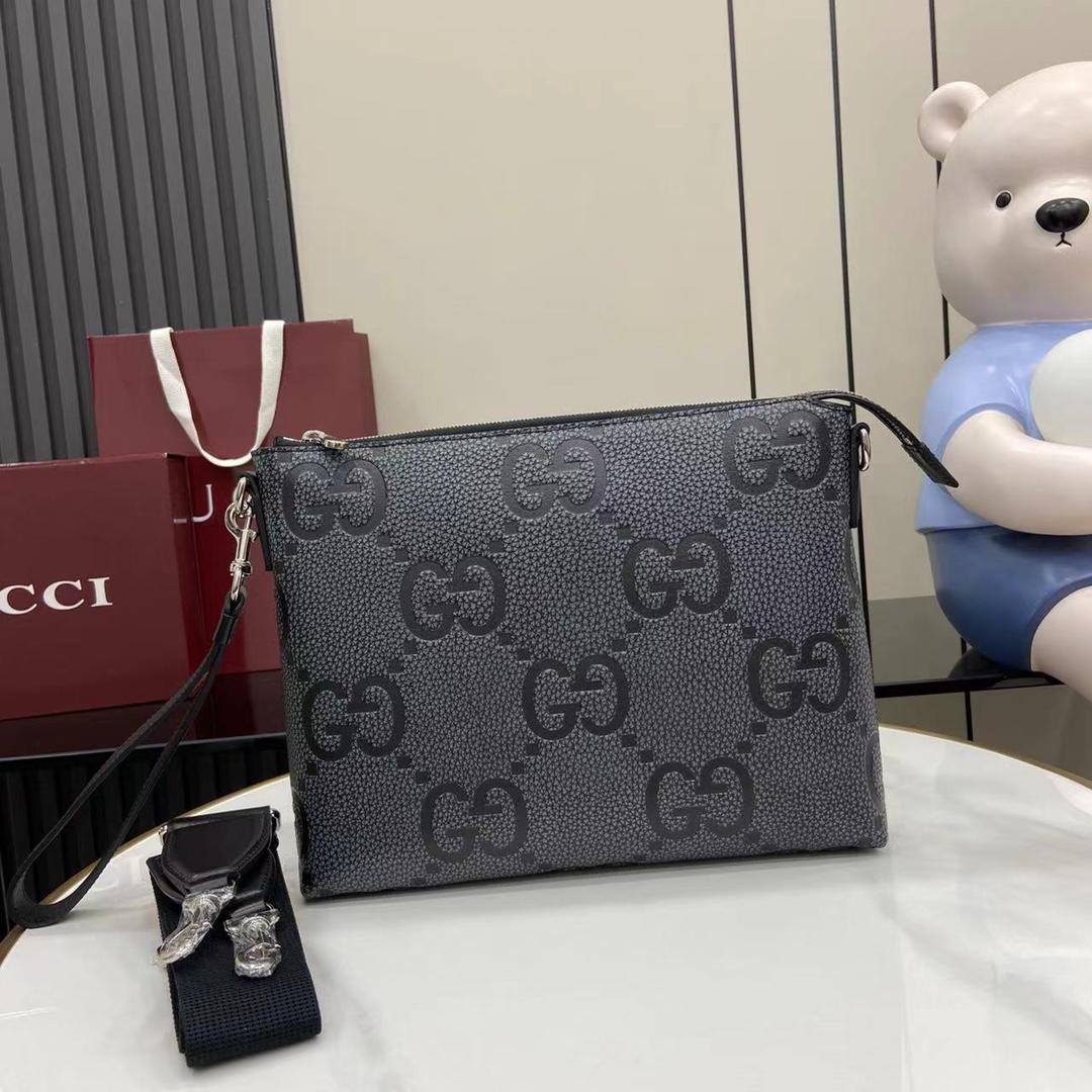 Gucci Medium Jumbo GG Messenger Bag - DopestKickz