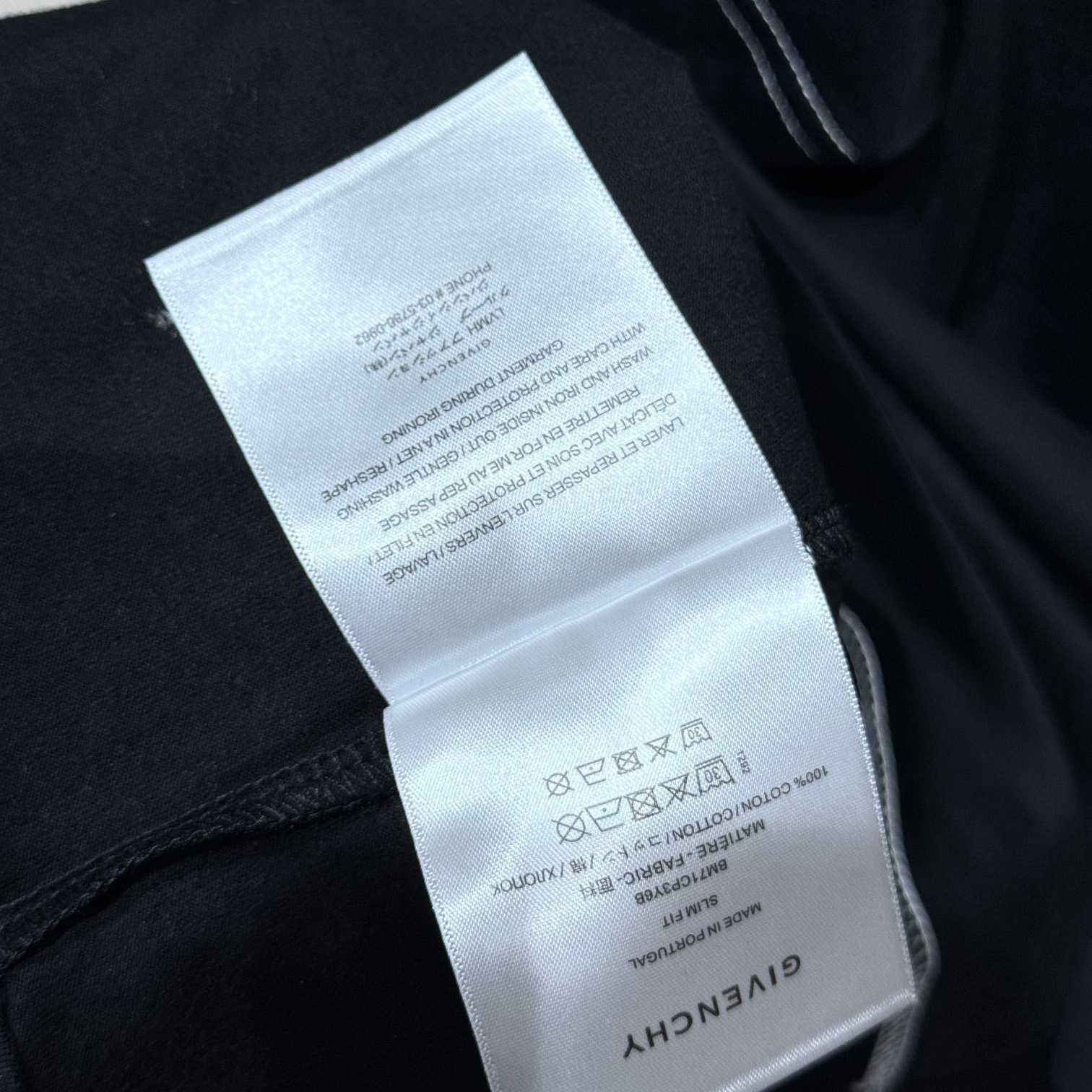 Givenchy 4G T-shirt In Cotton - DopestKickz