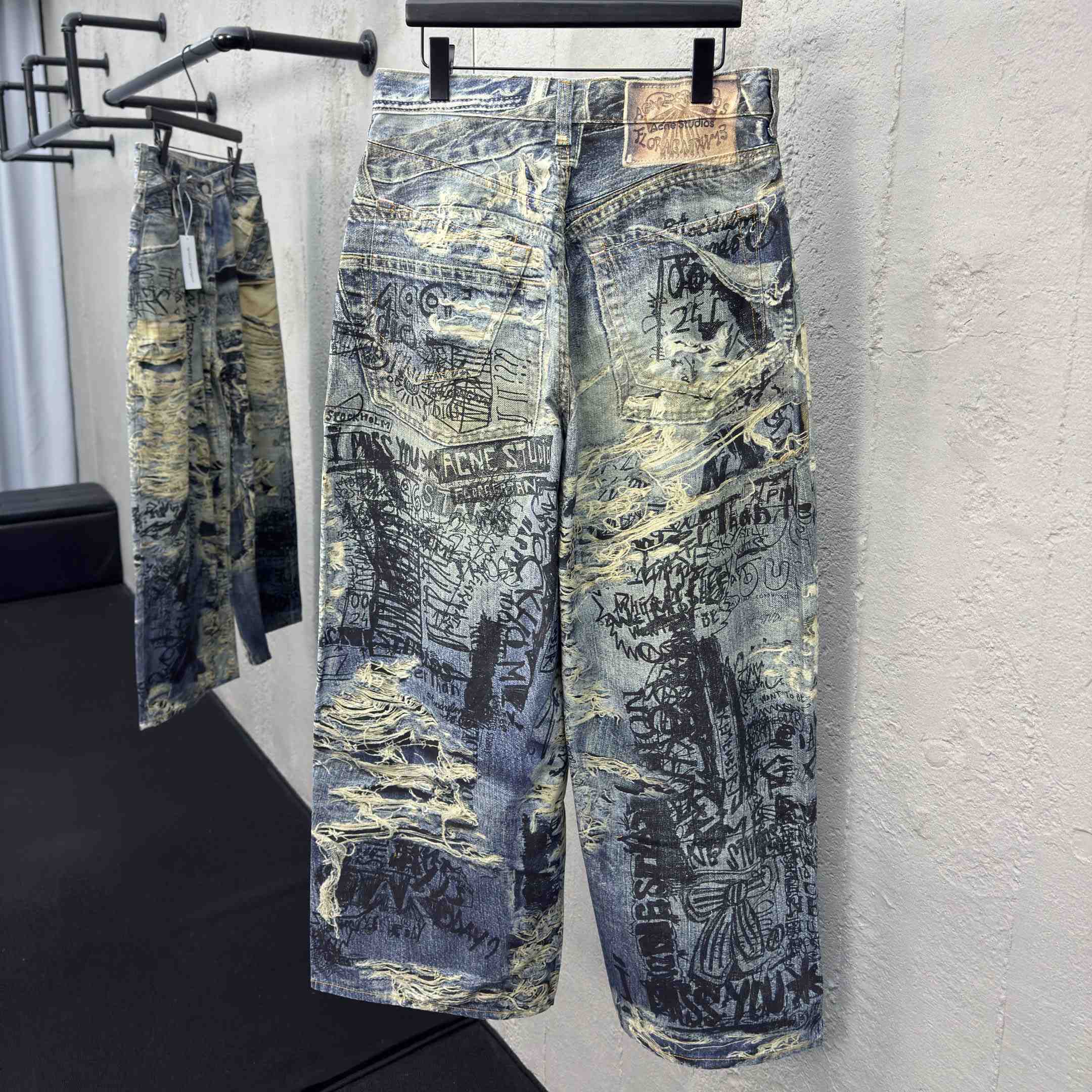 Acne Studios Super Baggy Fit Jeans - 2023 - DopestKickz