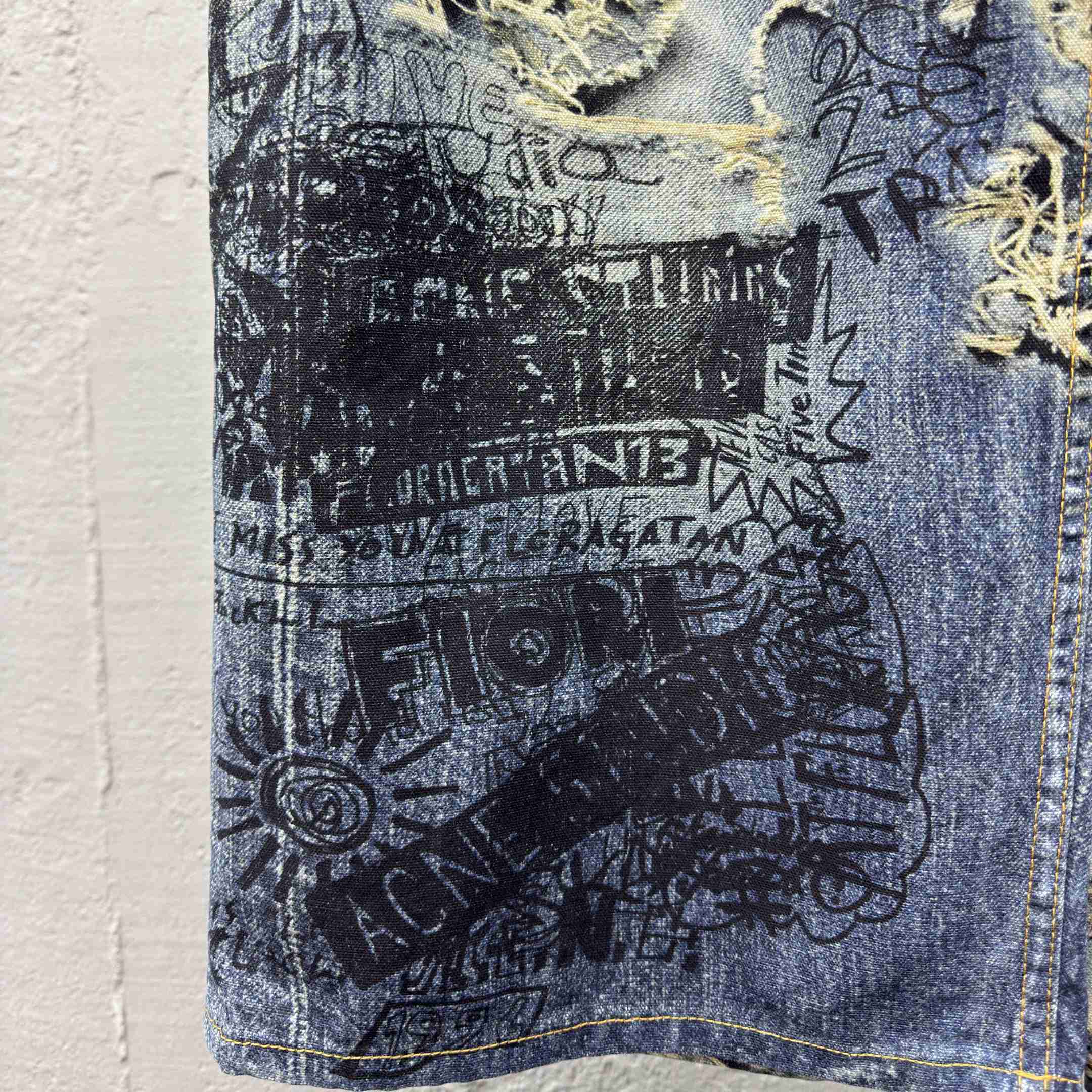 Acne Studios Super Baggy Fit Jeans - 2023 - DopestKickz