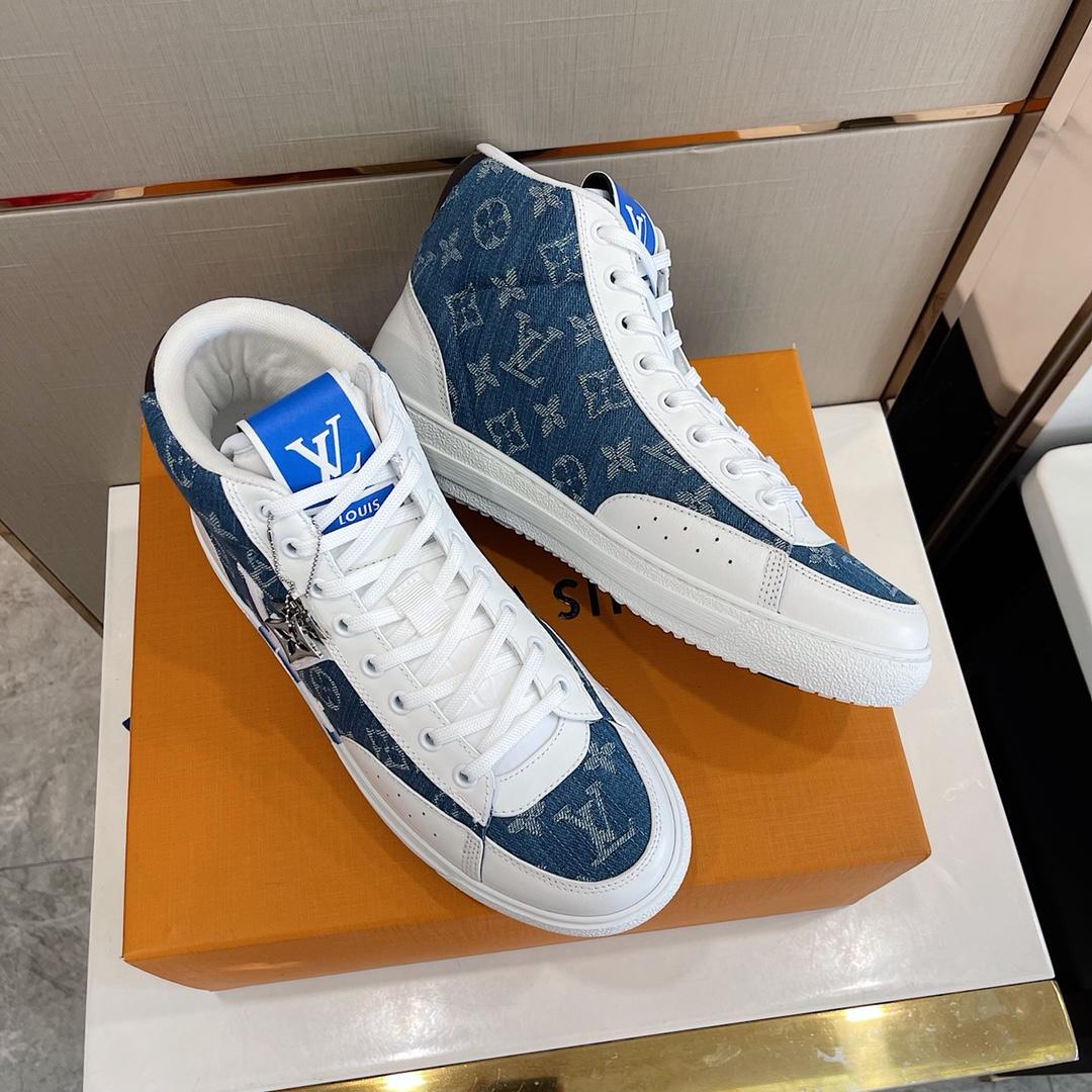Louis Vuitton Sneaker     - DopestKickz