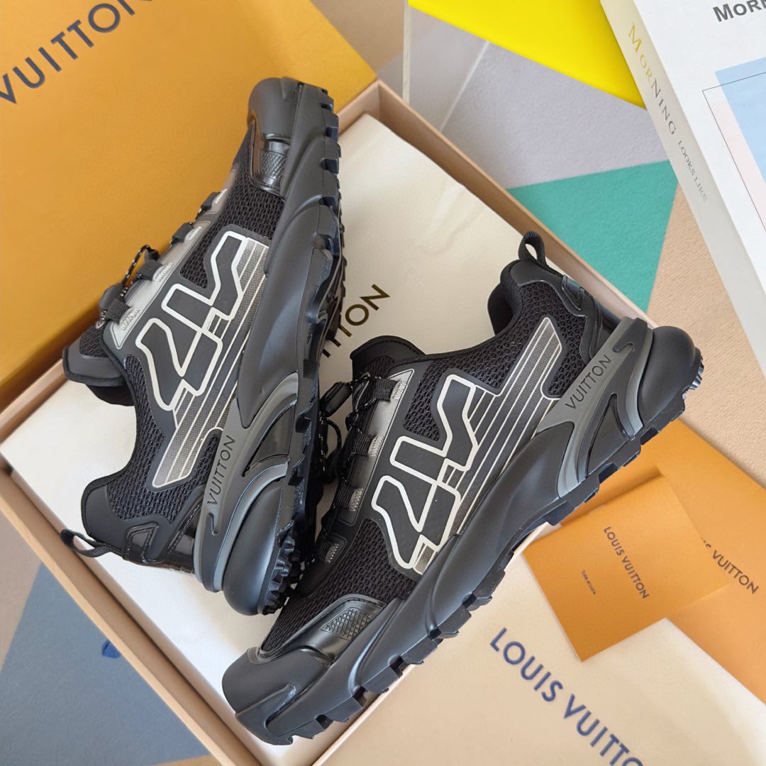 Louis Vuitton LV Runner Tatic Sneaker   1ADGZW - DopestKickz