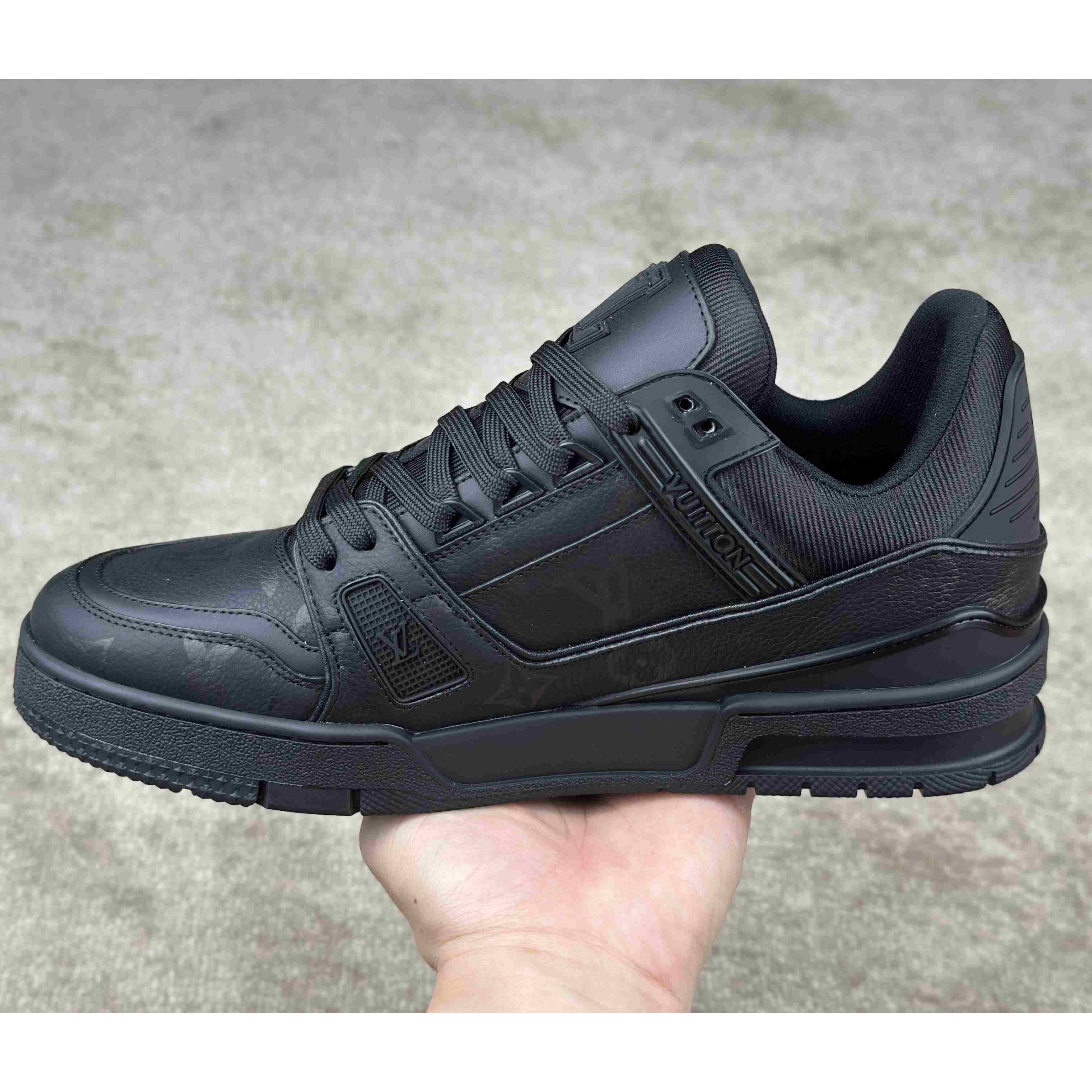 Louis Vuitton LV Trainer Sneaker       1AHDBU - DopestKickz