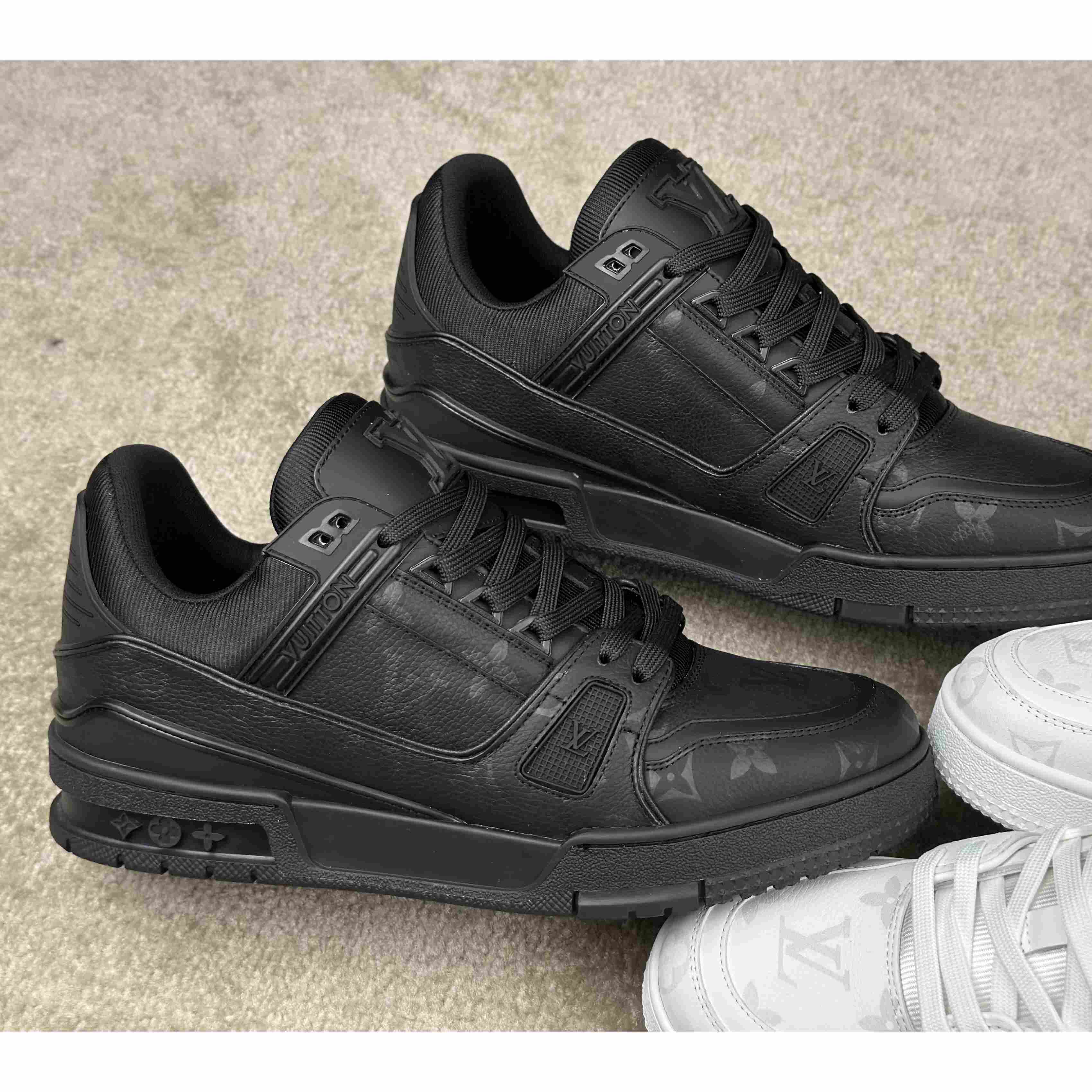 Louis Vuitton LV Trainer Sneaker       1AHDBU - DopestKickz