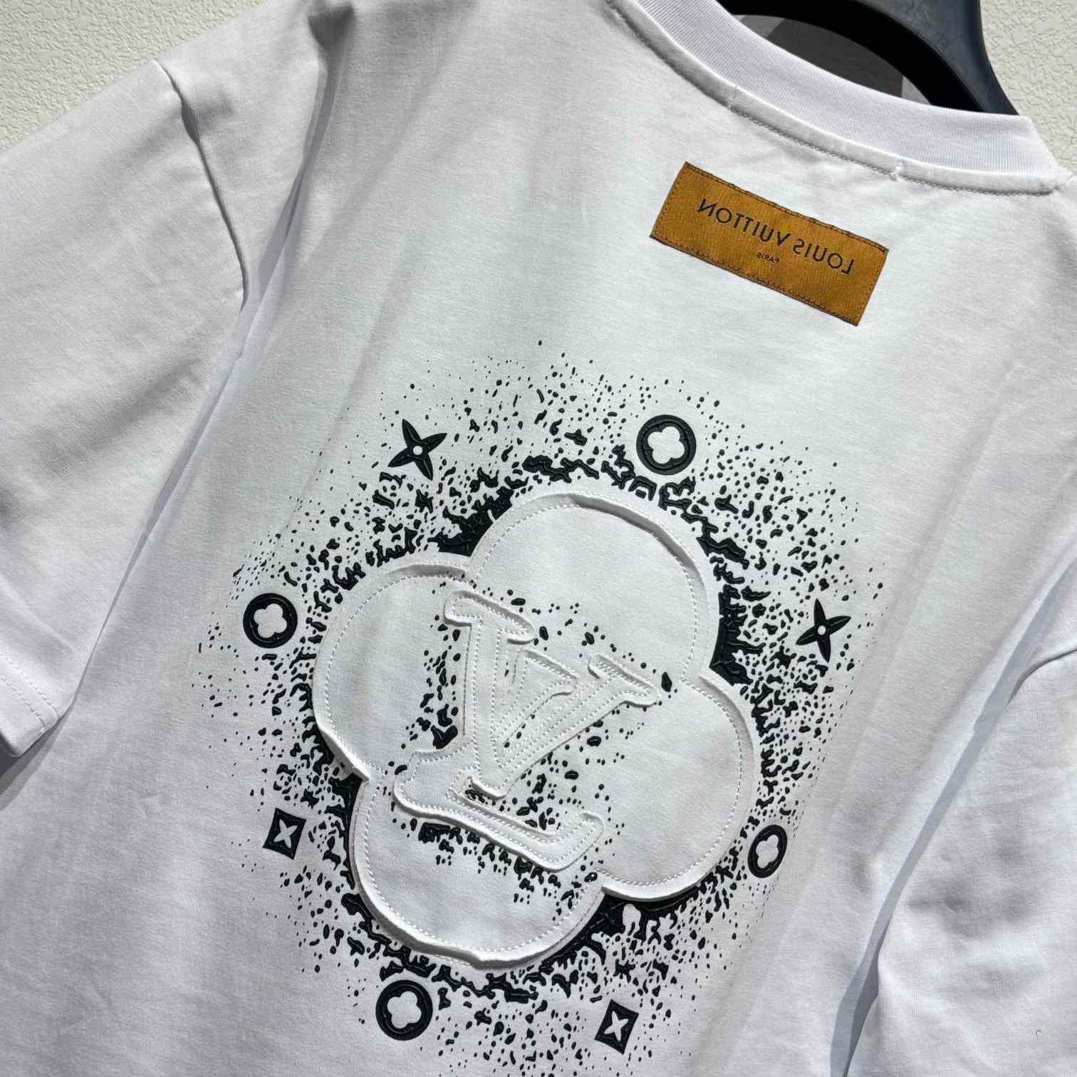 Louis Vuitton Short-Sleeved T-Shirt   - DopestKickz