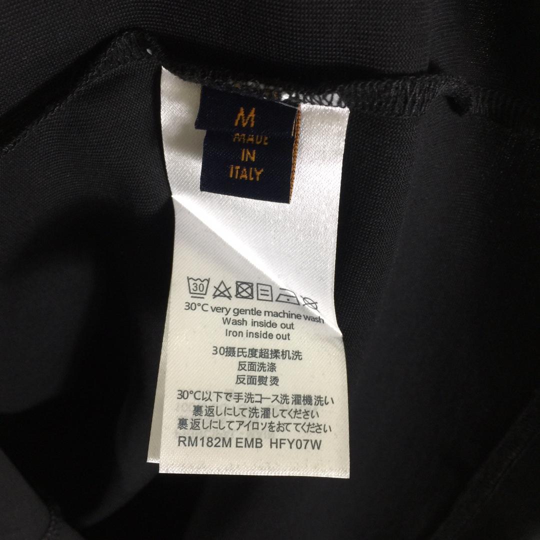 Louis Vuitton Monogram Cotton T-Shirt   1AFYF0 - DopestKickz