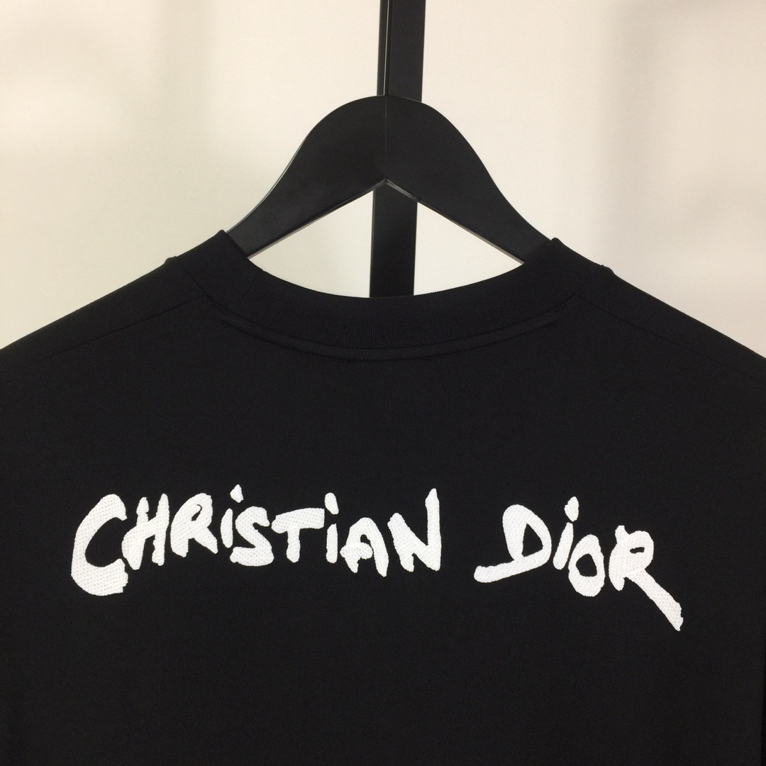 Dior Embossed Logo T-Shirt - DopestKickz