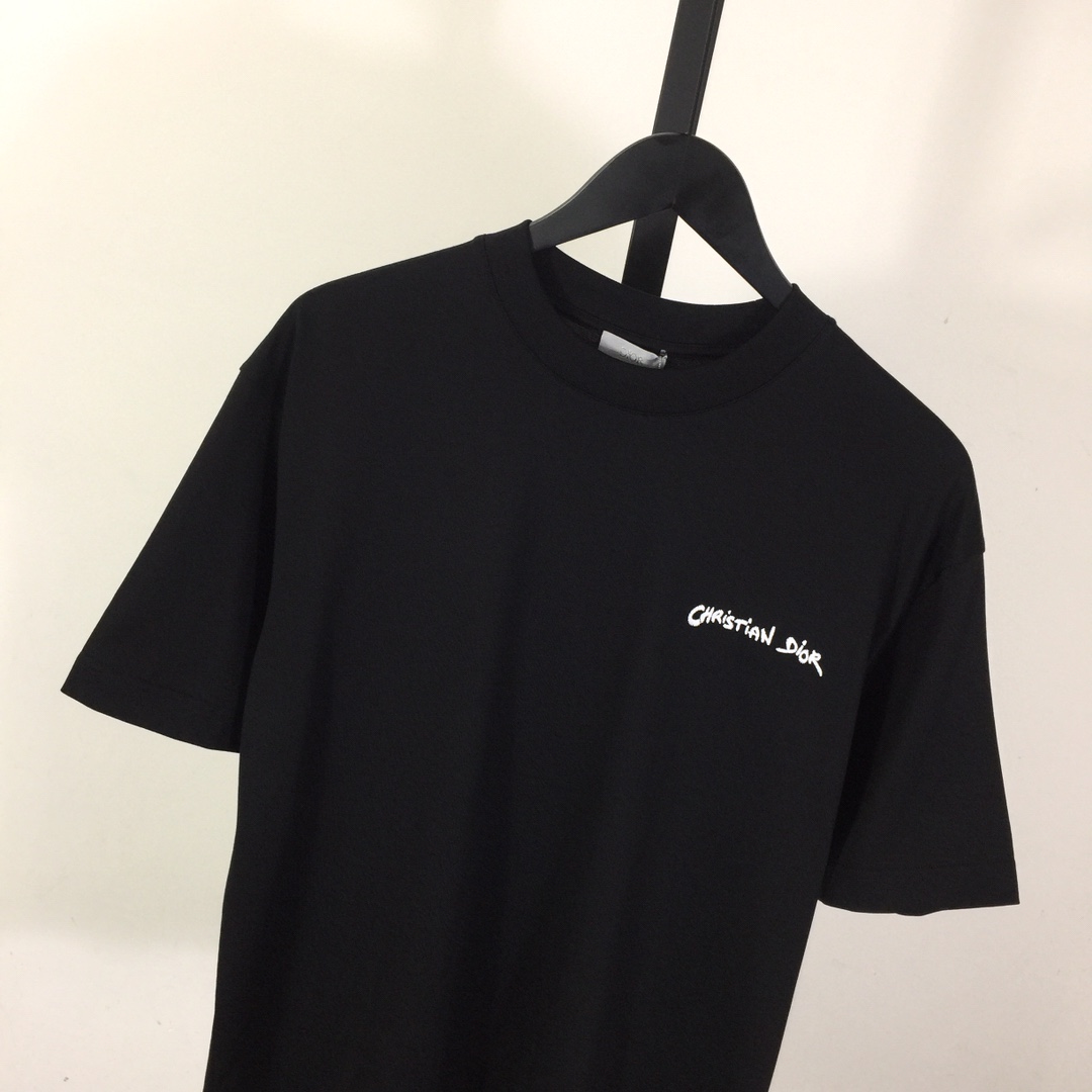 Dior Embossed Logo T-Shirt - DopestKickz