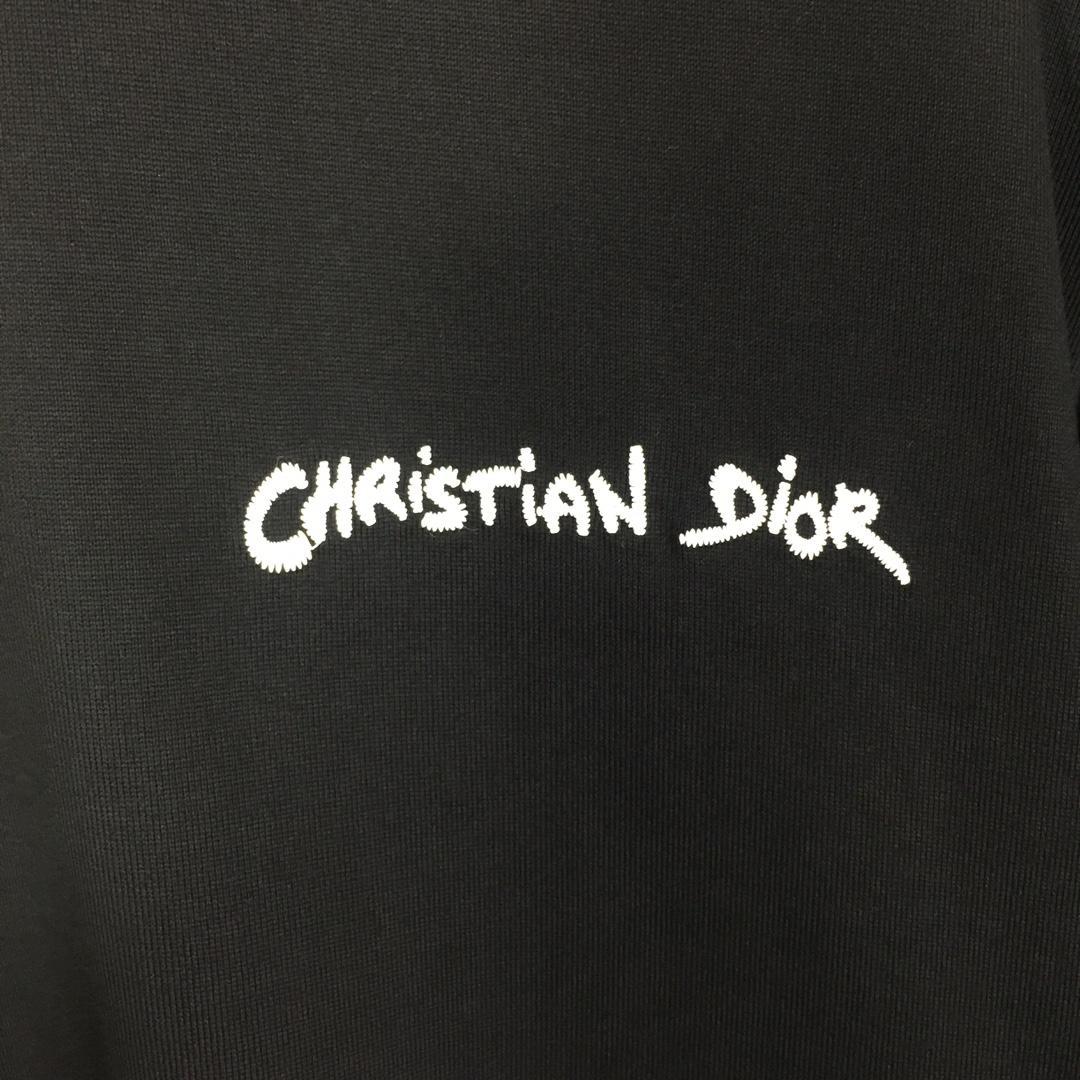 Dior Embossed Logo T-Shirt - DopestKickz
