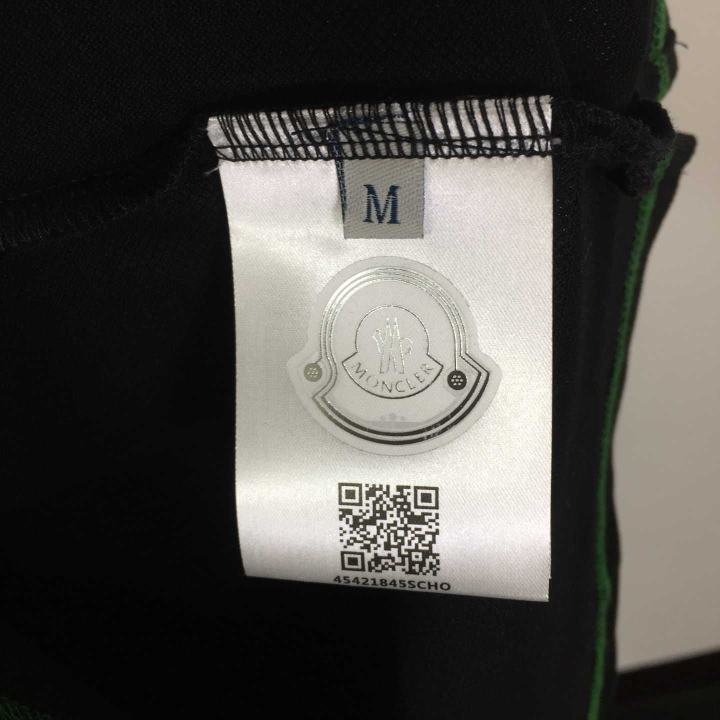 Moncler logo-patch Cotton Polo Shirt - DopestKickz