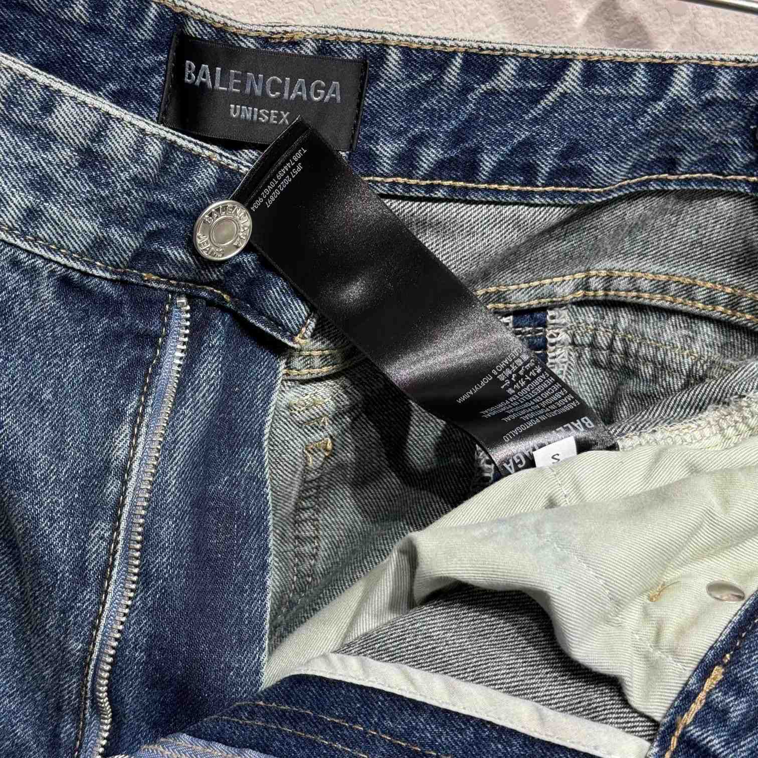 Balenciaga Mid-rise Wide-leg Cargo Jeans - DopestKickz