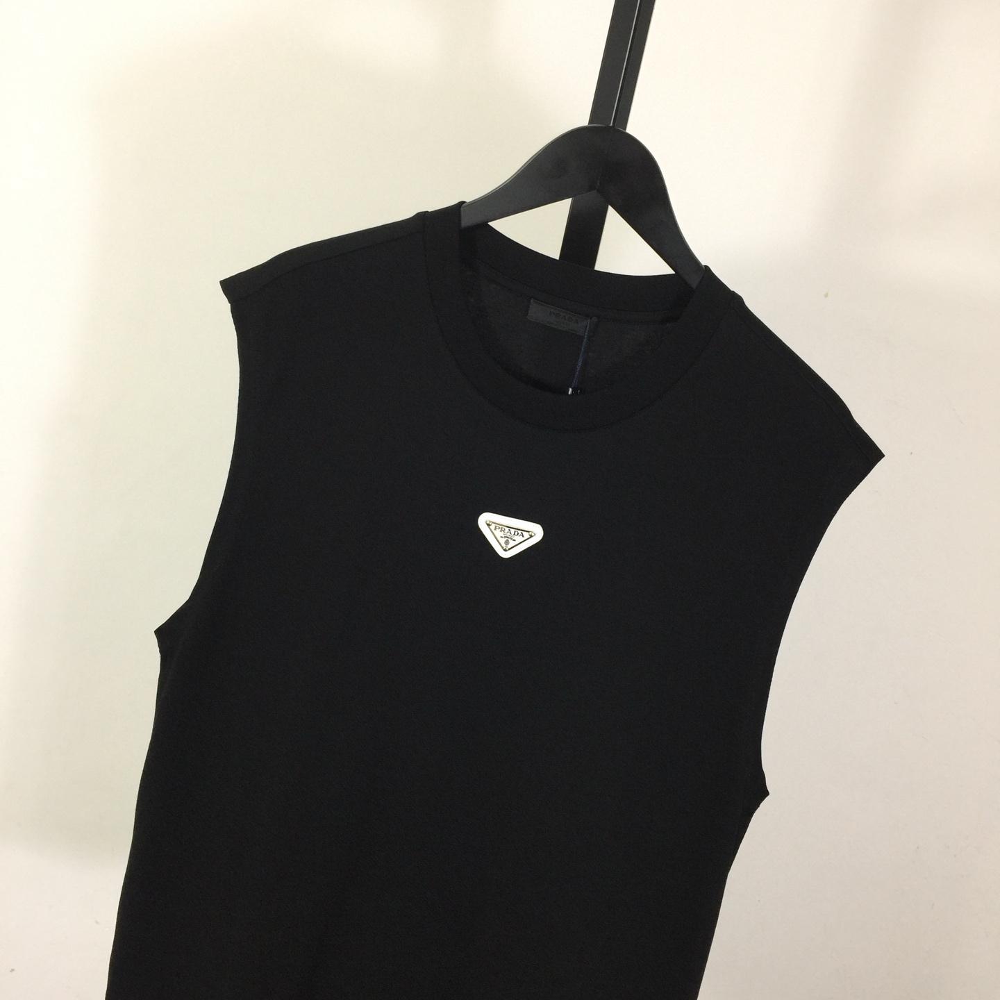 Prada Logo Top - DopestKickz