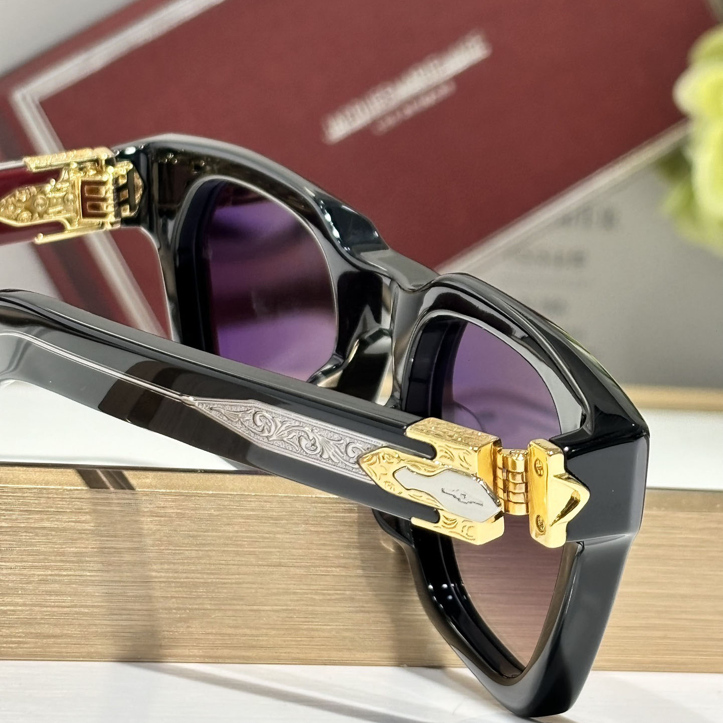 Jacquemus STERETT Sunglasses - DopestKickz