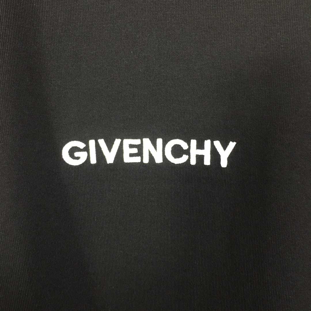 Givenchy T-shirt In Cotton - DopestKickz