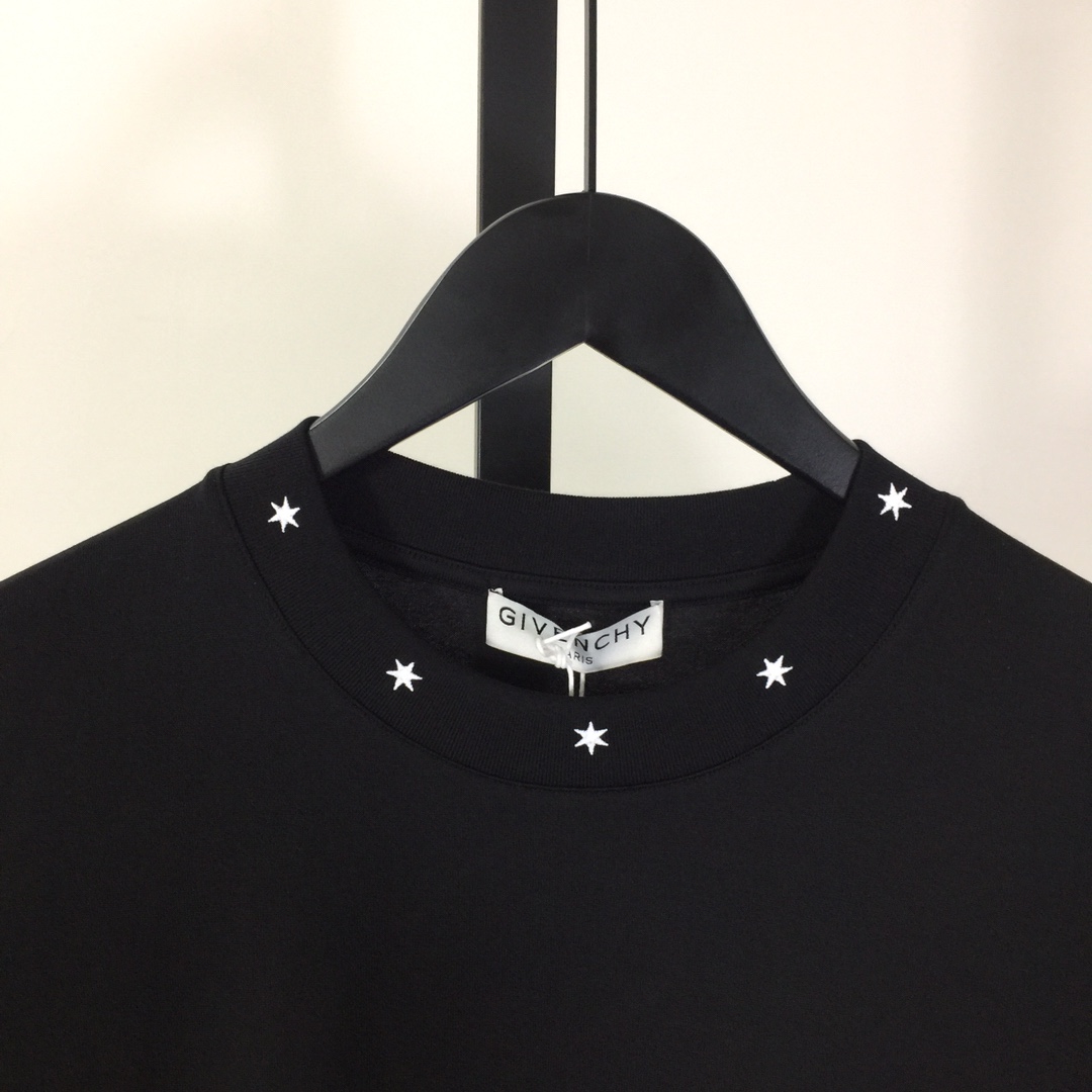Givenchy T-shirt In Cotton - DopestKickz
