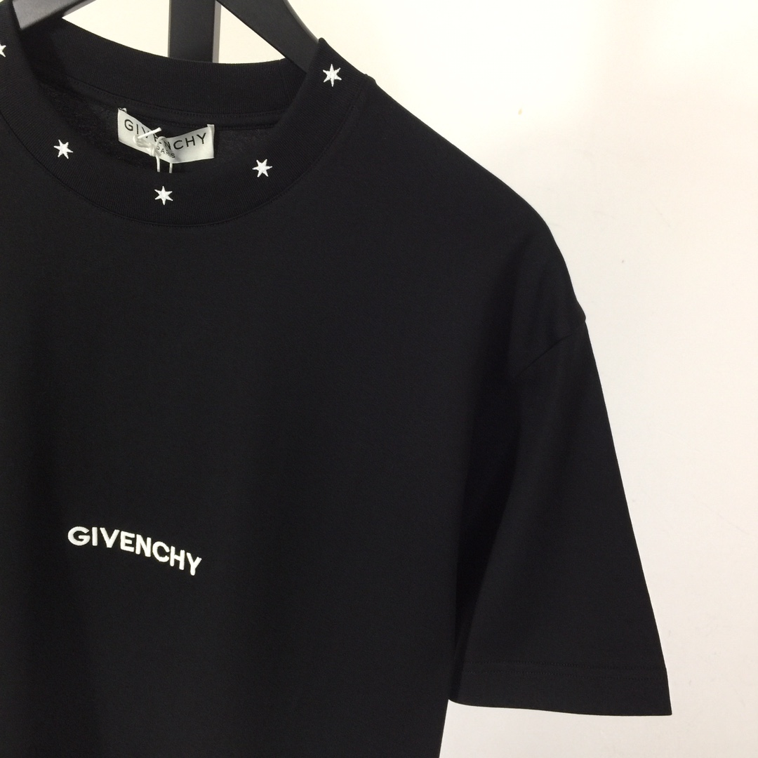 Givenchy T-shirt In Cotton - DopestKickz
