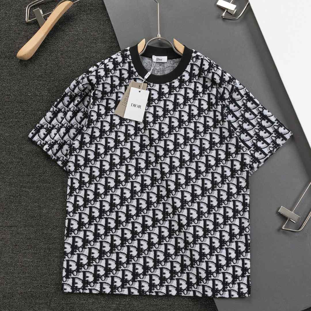 Dior Oblique T-Shirt, Relaxed Fit  - DopestKickz
