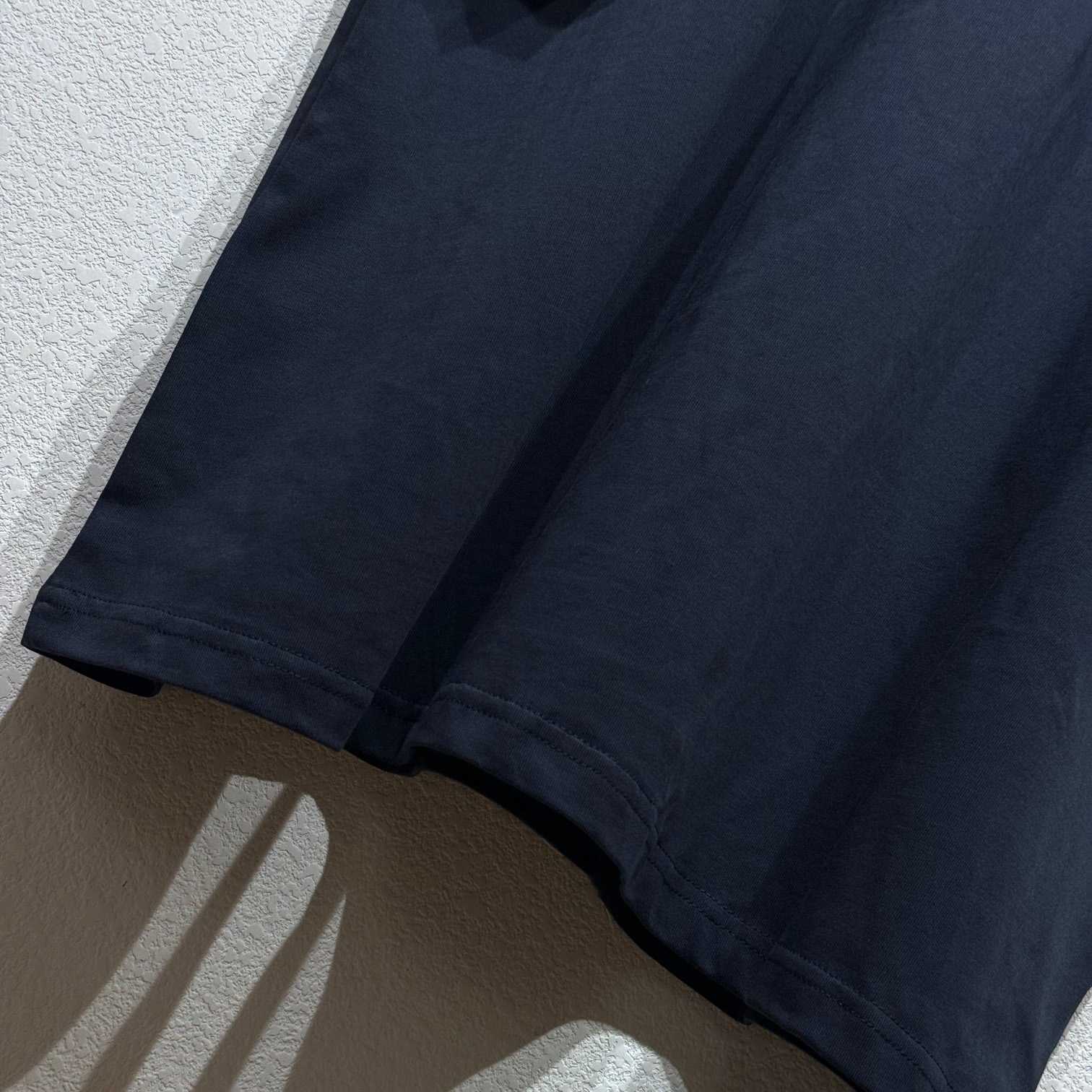 Balenciaga T-shirt Medium Fit - DopestKickz