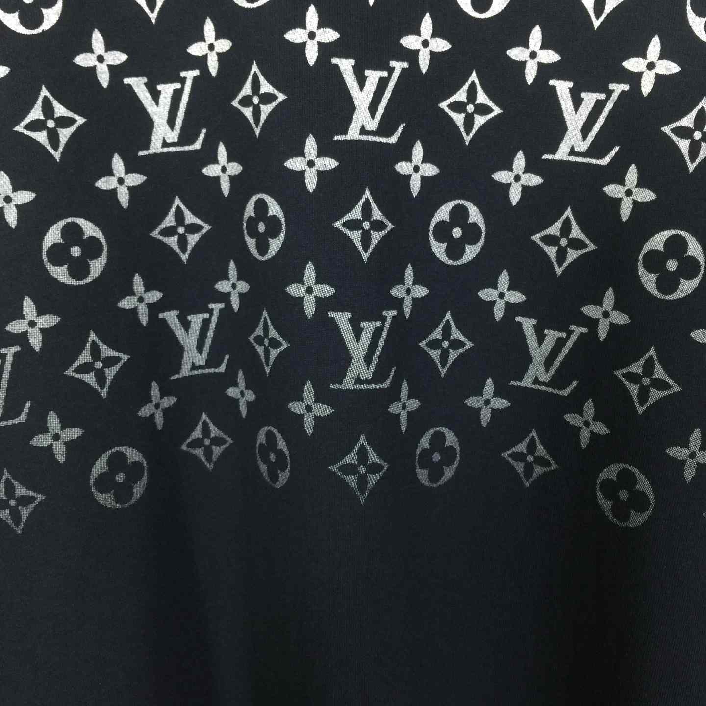 Louis Vuitton Gradient Cotton T-Shirt    1AFBB7 - DopestKickz