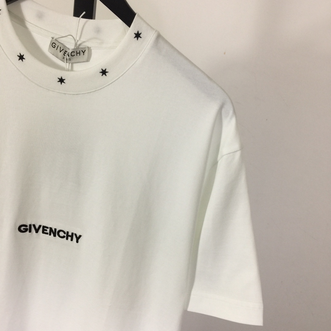 Givenchy T-shirt In Cotton - DopestKickz