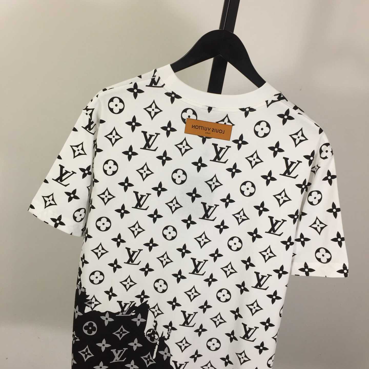 Louis Vuitton Gradient Monogram Cotton T-Shirt     - DopestKickz