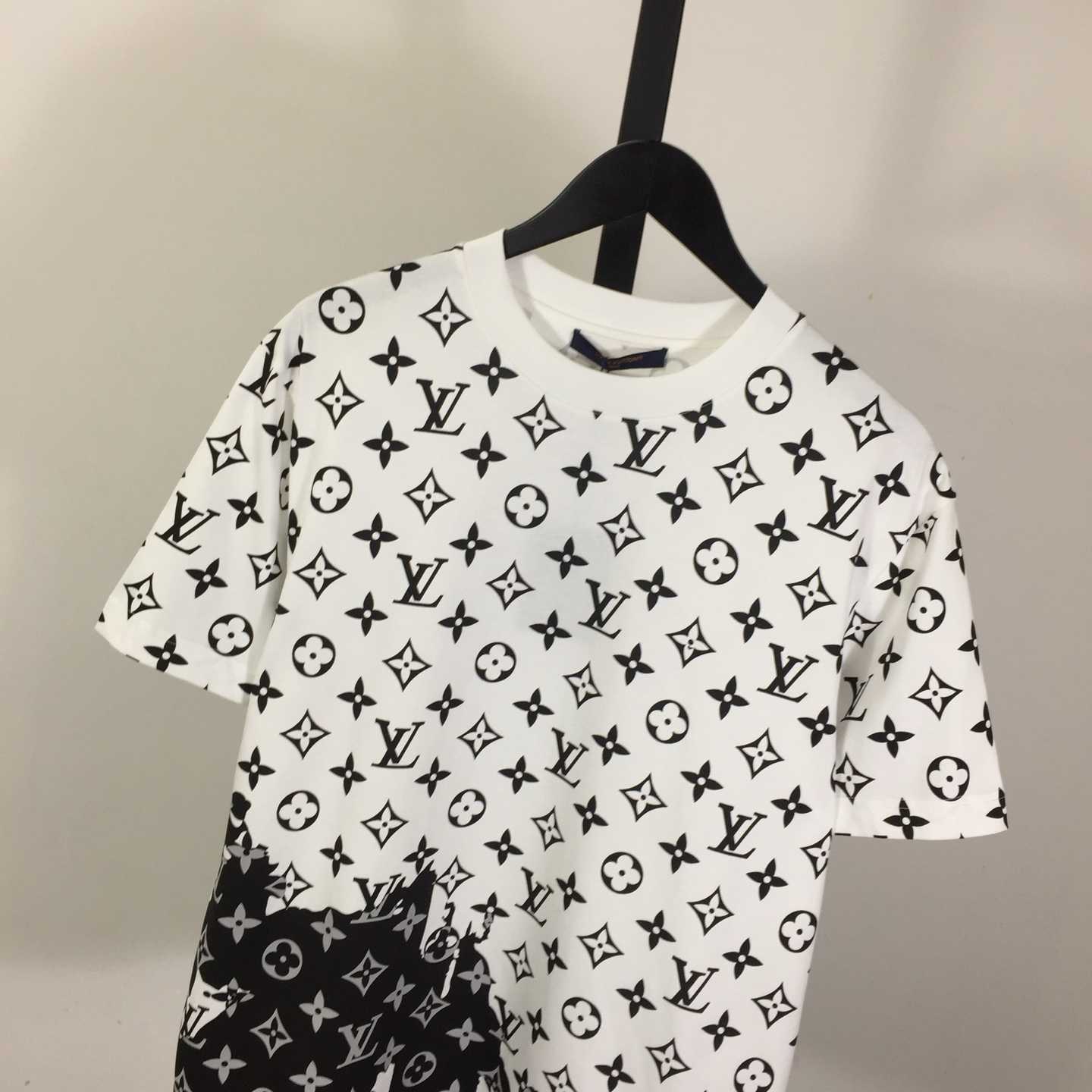 Louis Vuitton Gradient Monogram Cotton T-Shirt     - DopestKickz