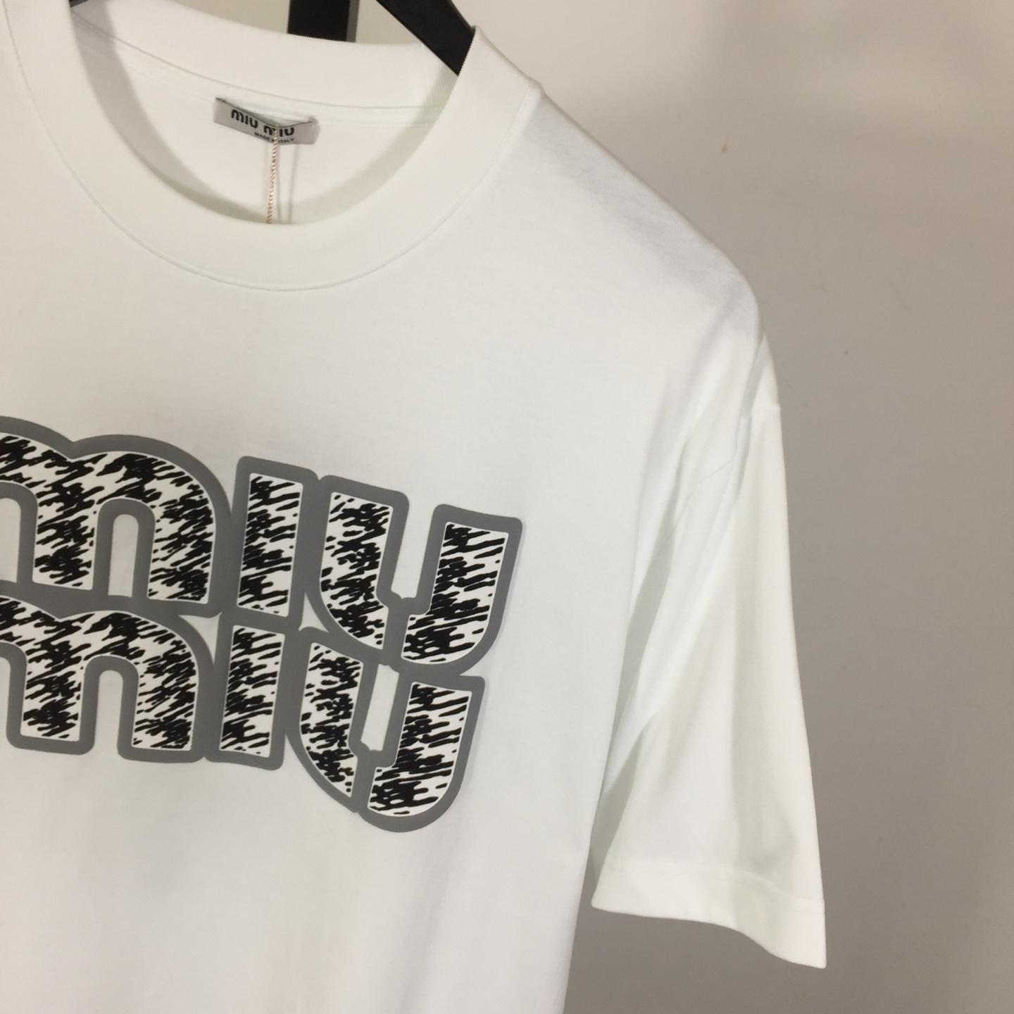 Miu Miu Logo T-shirt - DopestKickz