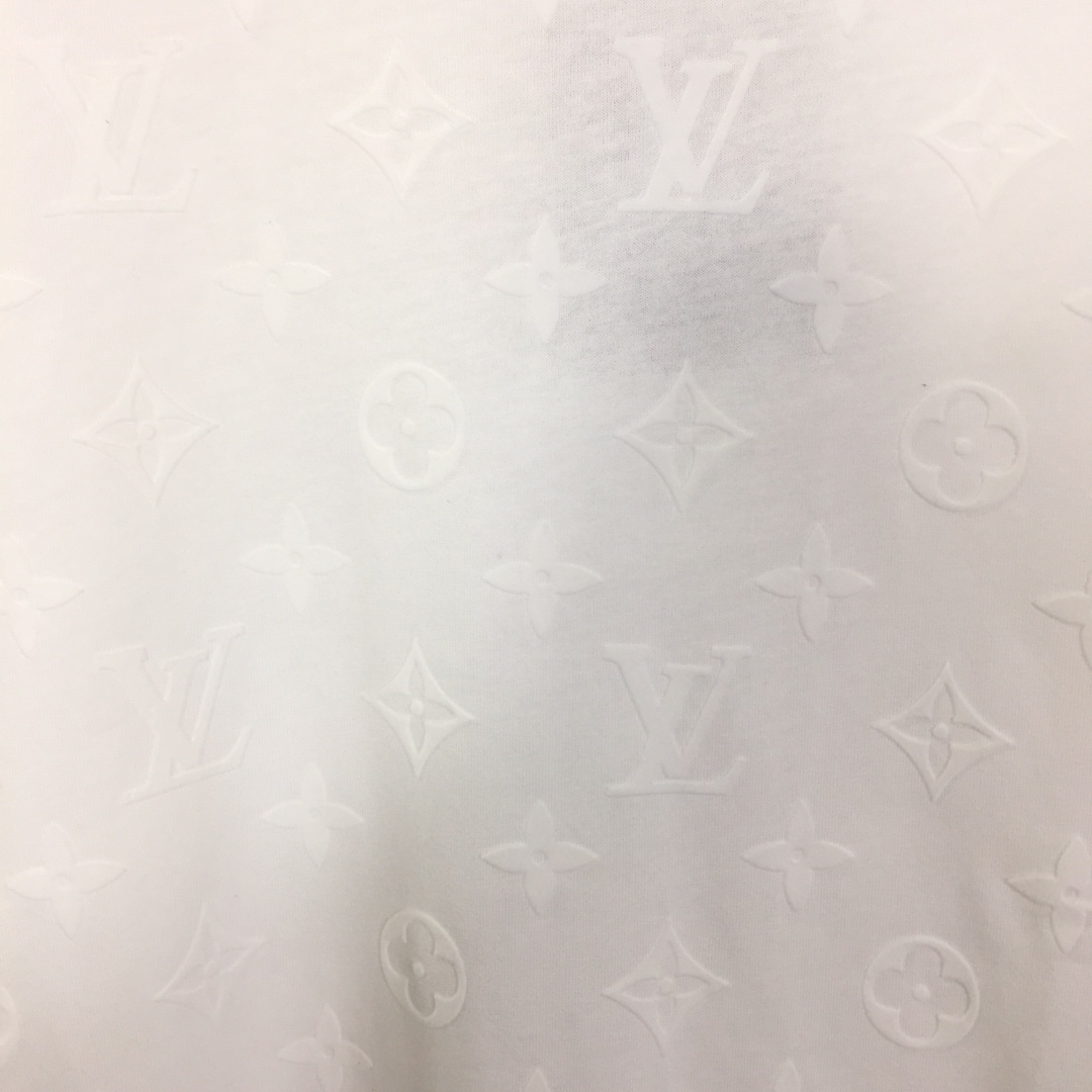Louis Vuitton Monogram T-shirt - DopestKickz