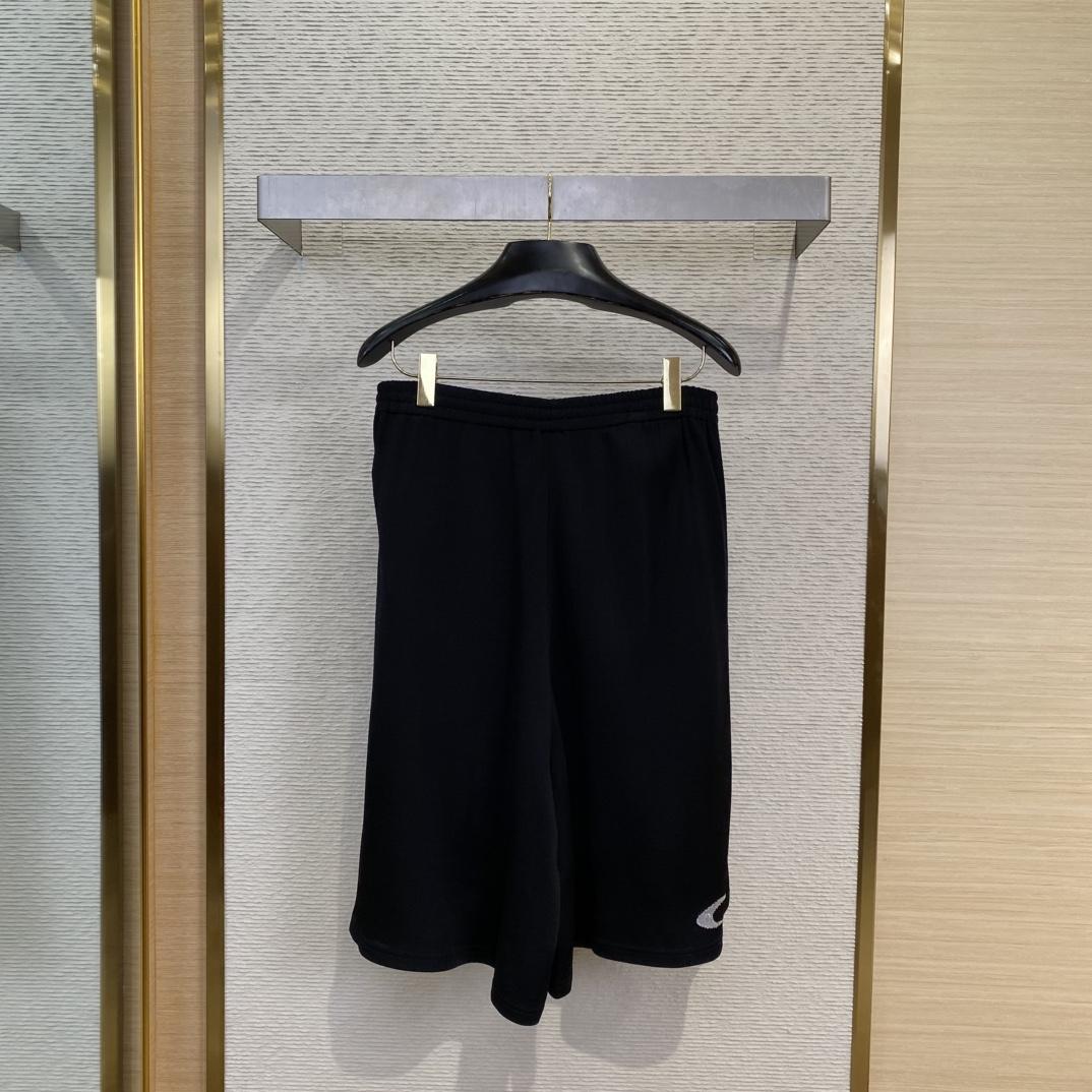 Balenciaga Basketball Series - Shorts In Black And White - DopestKickz