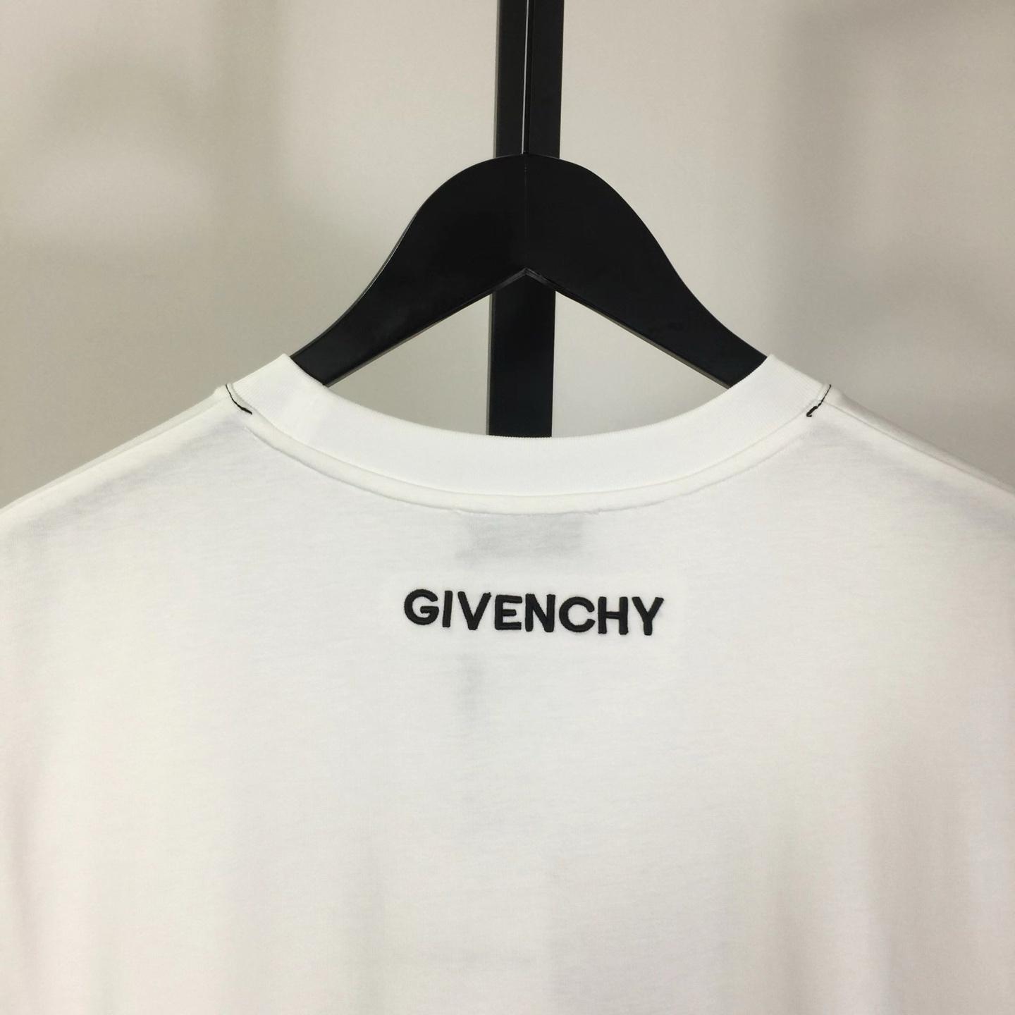 Givenchy T-shirt In Cotton - DopestKickz