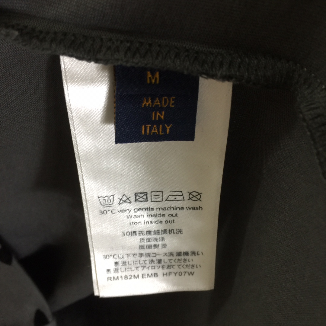 Louis Vuitton Monogram T-shirt - DopestKickz