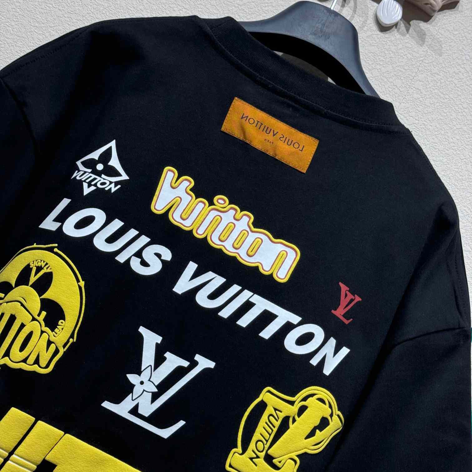 Louis Vuitton Short-Sleeved Cotton Crewneck    - DopestKickz