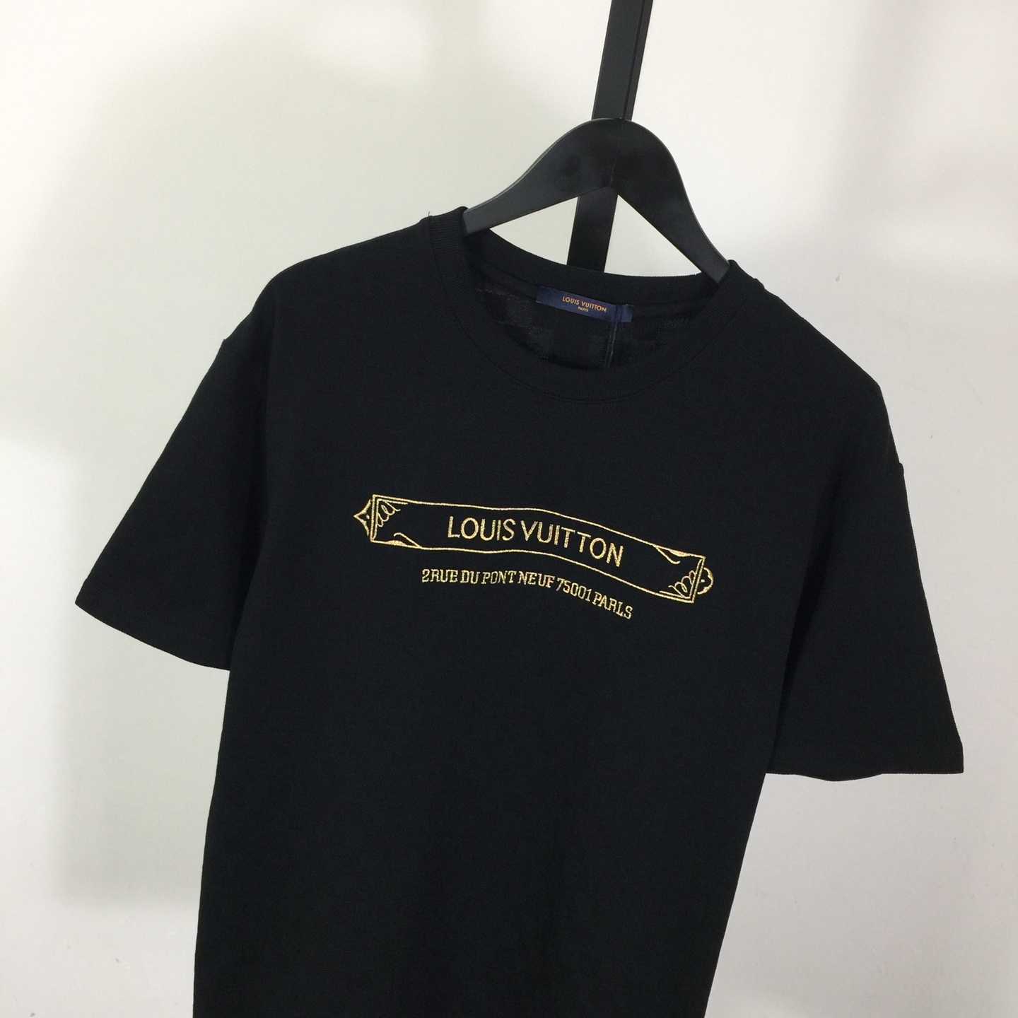 Louis Vuitton Embellished Damier Pique T-Shirt   1AHW20 - DopestKickz