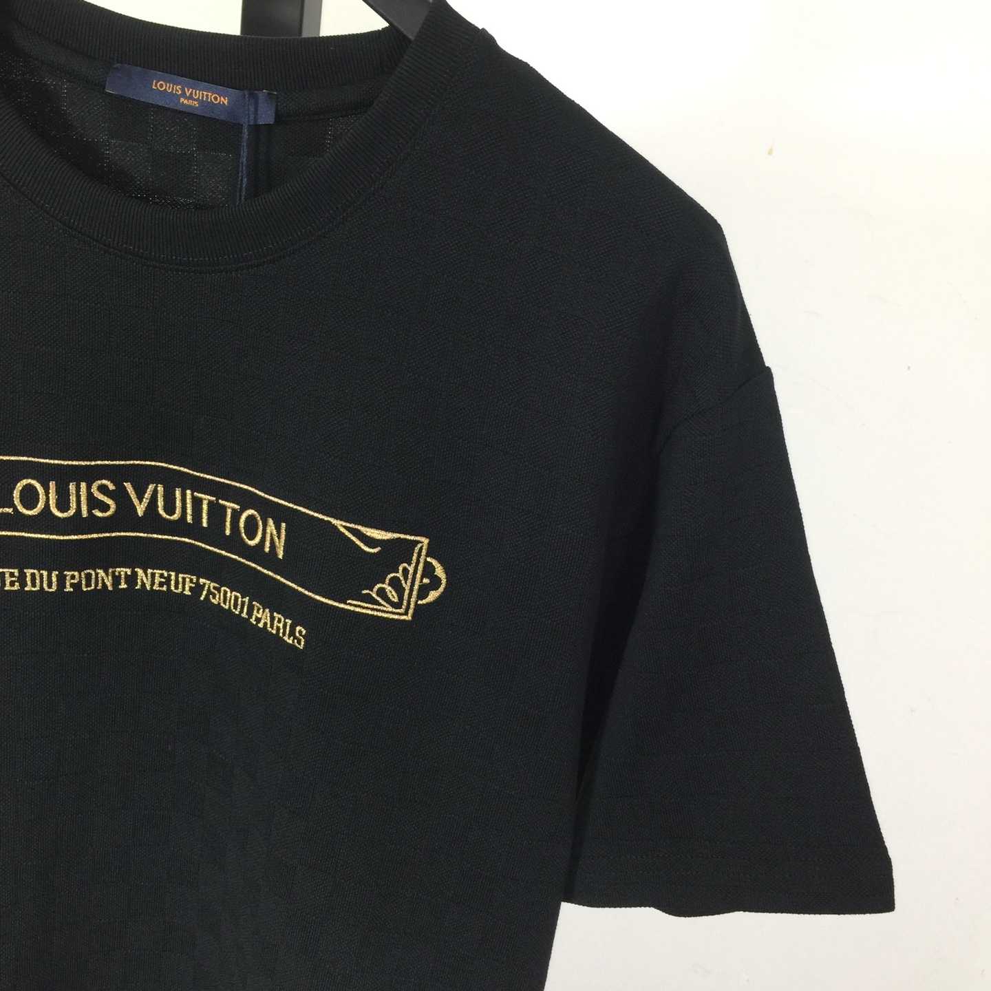 Louis Vuitton Embellished Damier Pique T-Shirt   1AHW20 - DopestKickz