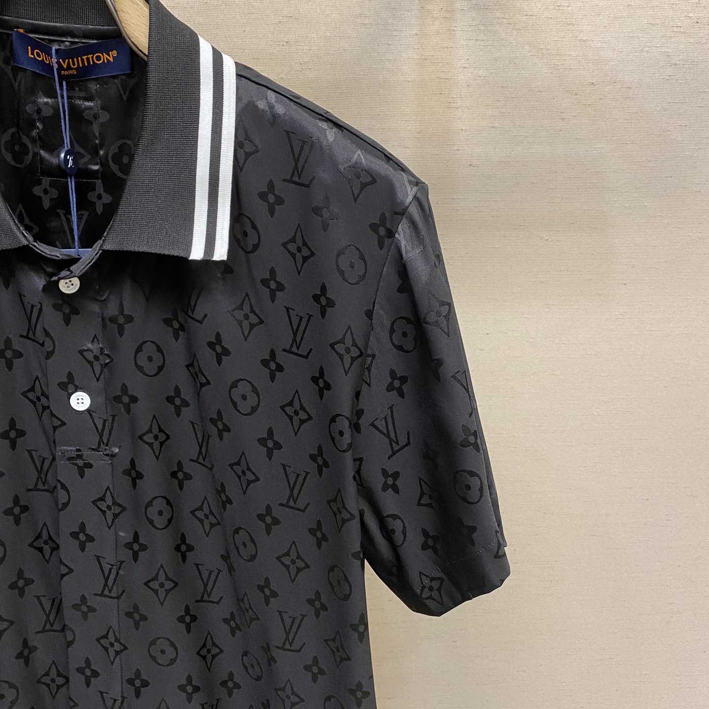 Louis Vuitton Monogram Moire Jacquard Short-Sleeved Silk Shirt   1AGTP7 - DopestKickz